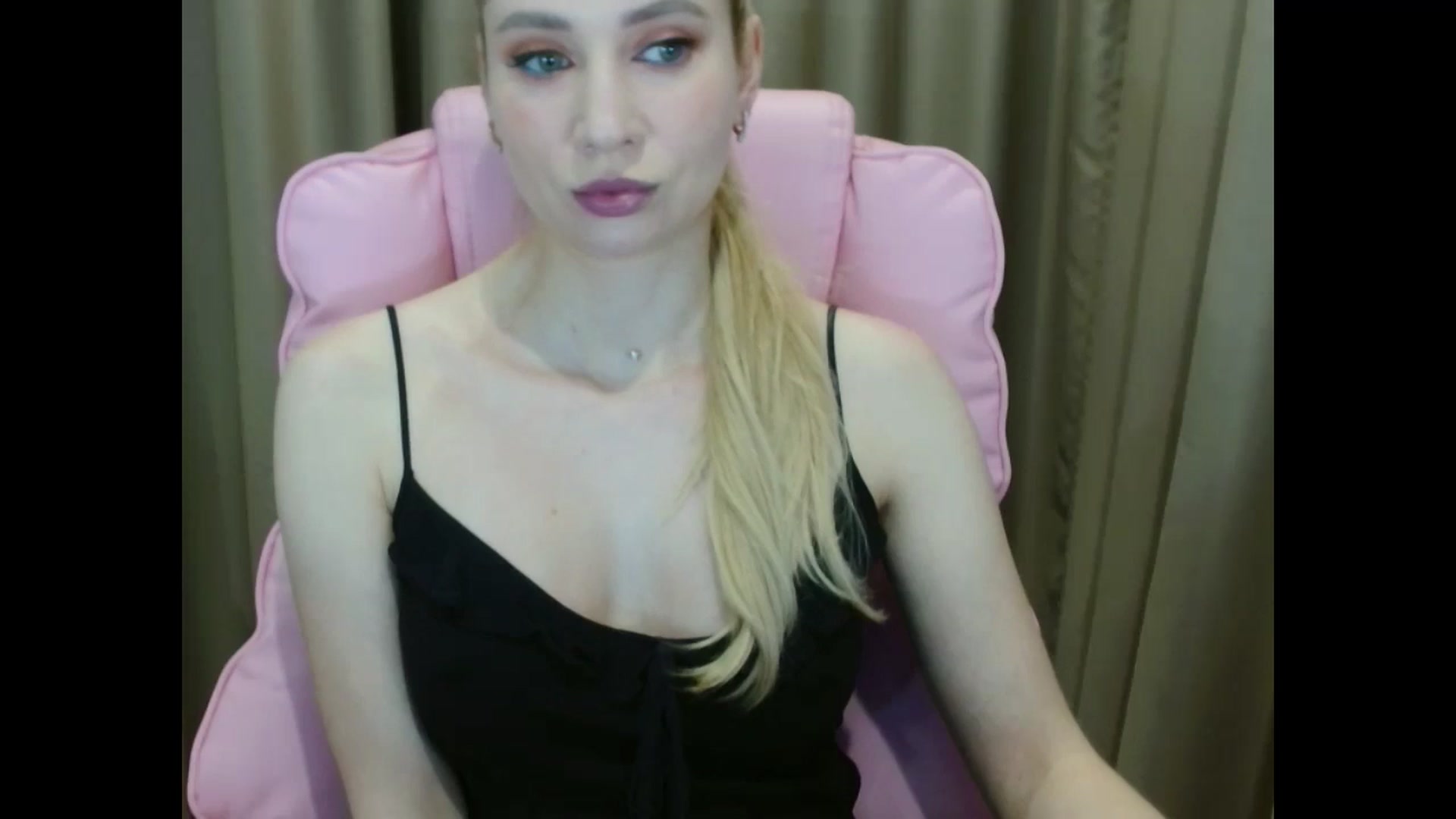 Gallery image thumbnail from Miss_Sylvia's myfreecams stream on, 04/09/2025, 17:53 image 1 of 20