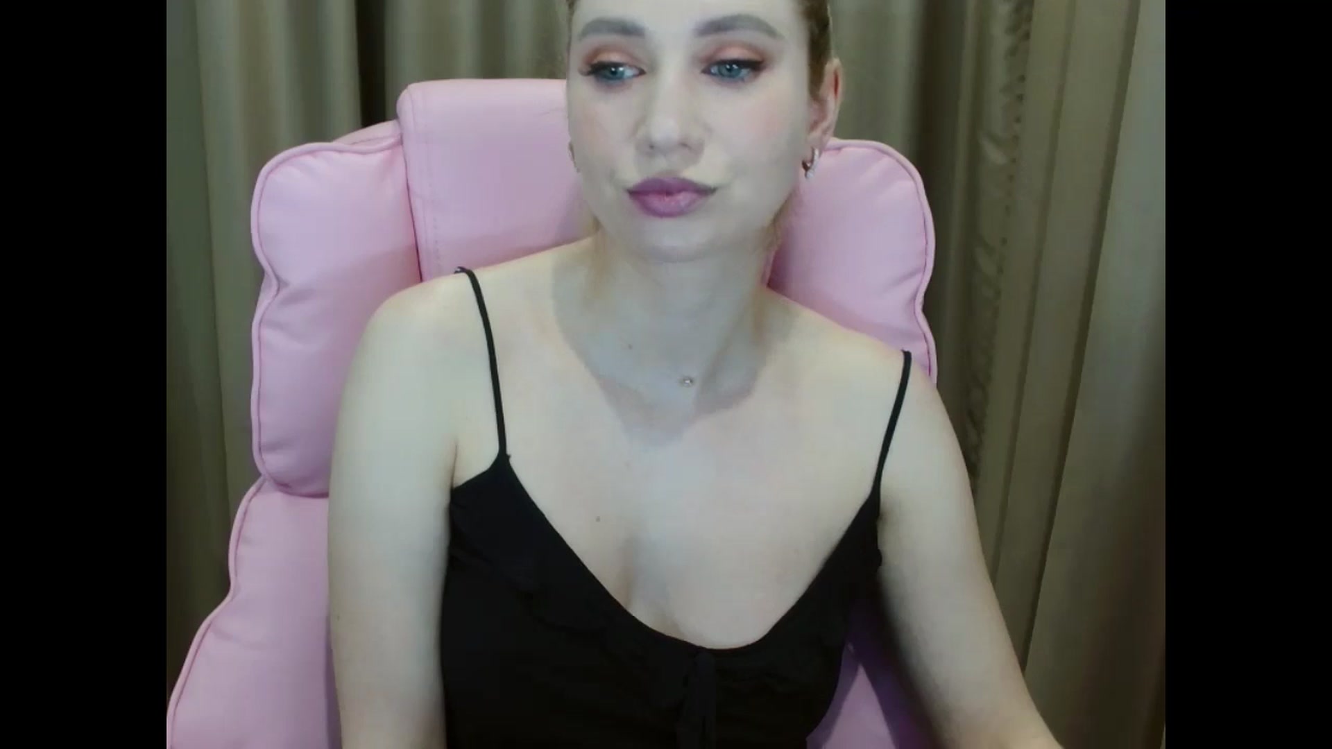 Gallery image thumbnail from Miss_Sylvia's myfreecams stream on, 04/09/2025, 17:53 image 12 of 20