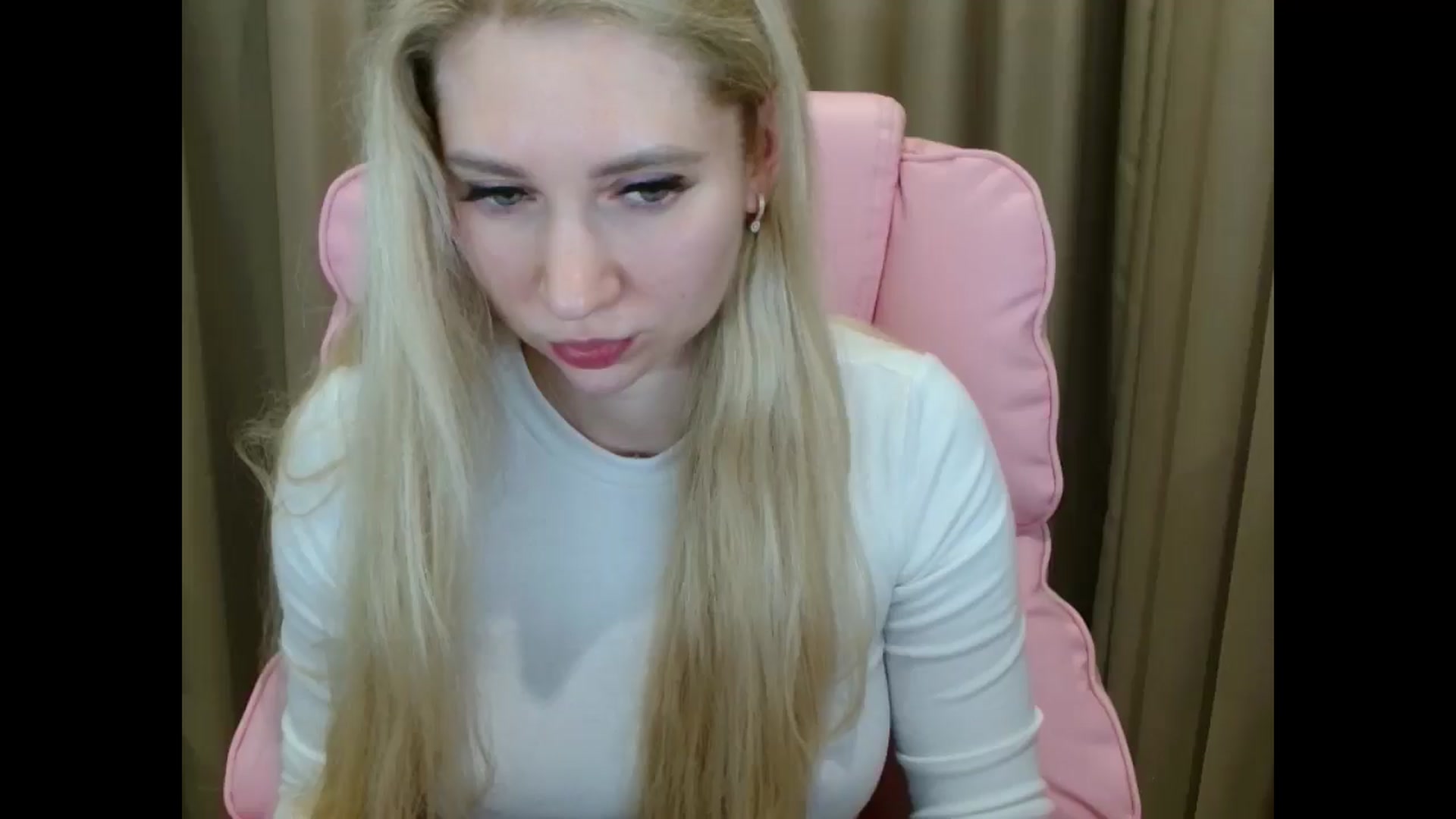 Gallery image thumbnail from Miss_Sylvia's myfreecams stream on, 04/10/2025, 17:49 image 8 of 20