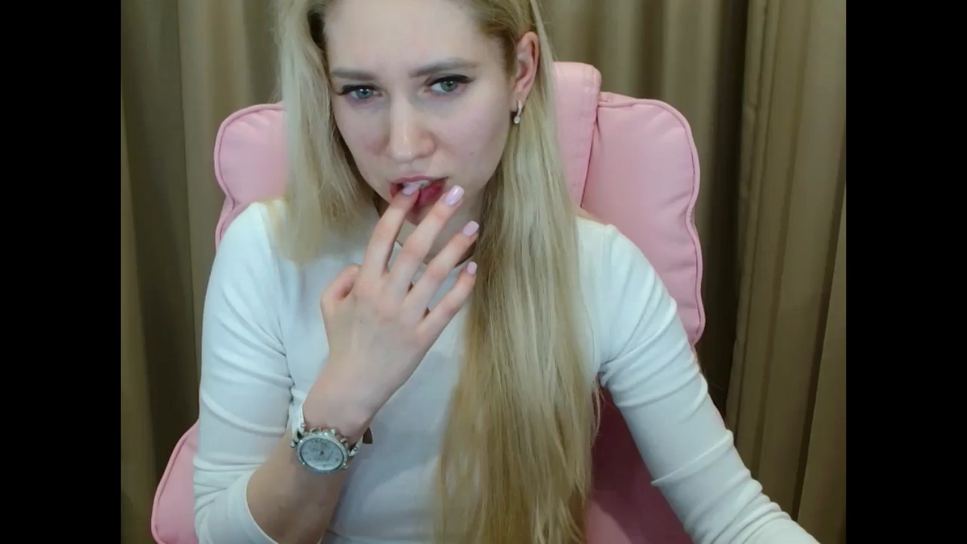 Gallery image thumbnail from Miss_Sylvia's myfreecams stream on, 04/10/2025, 17:49 image 7 of 20