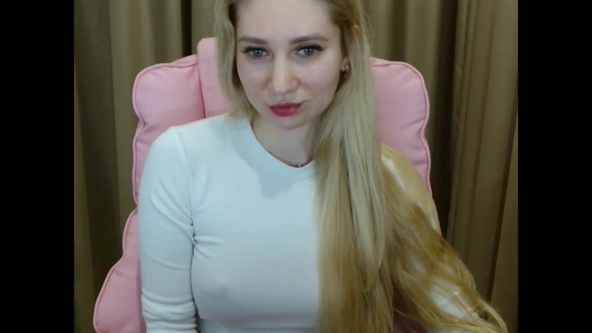 Gallery image thumbnail from Miss_Sylvia's myfreecams stream on, 04/10/2025, 17:49 image 17 of 20