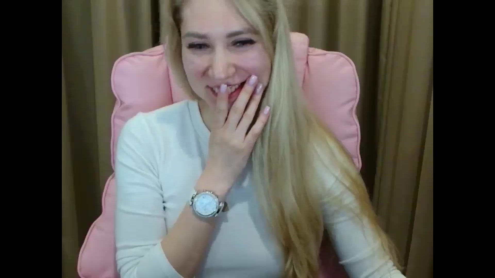 Gallery image thumbnail from Miss_Sylvia's myfreecams stream on, 04/10/2025, 17:49 image 2 of 20