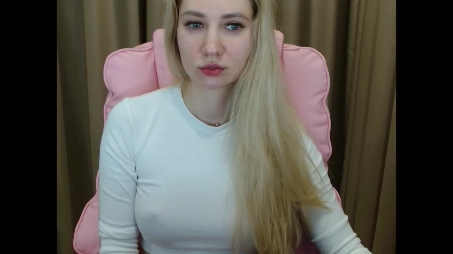 Gallery image thumbnail from Miss_Sylvia's myfreecams stream on, 04/10/2025, 17:49 image 13 of 20