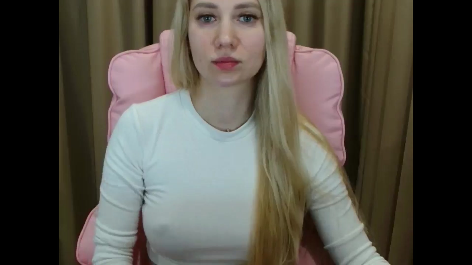 Gallery image thumbnail from Miss_Sylvia's myfreecams stream on, 04/10/2025, 17:49 image 10 of 20