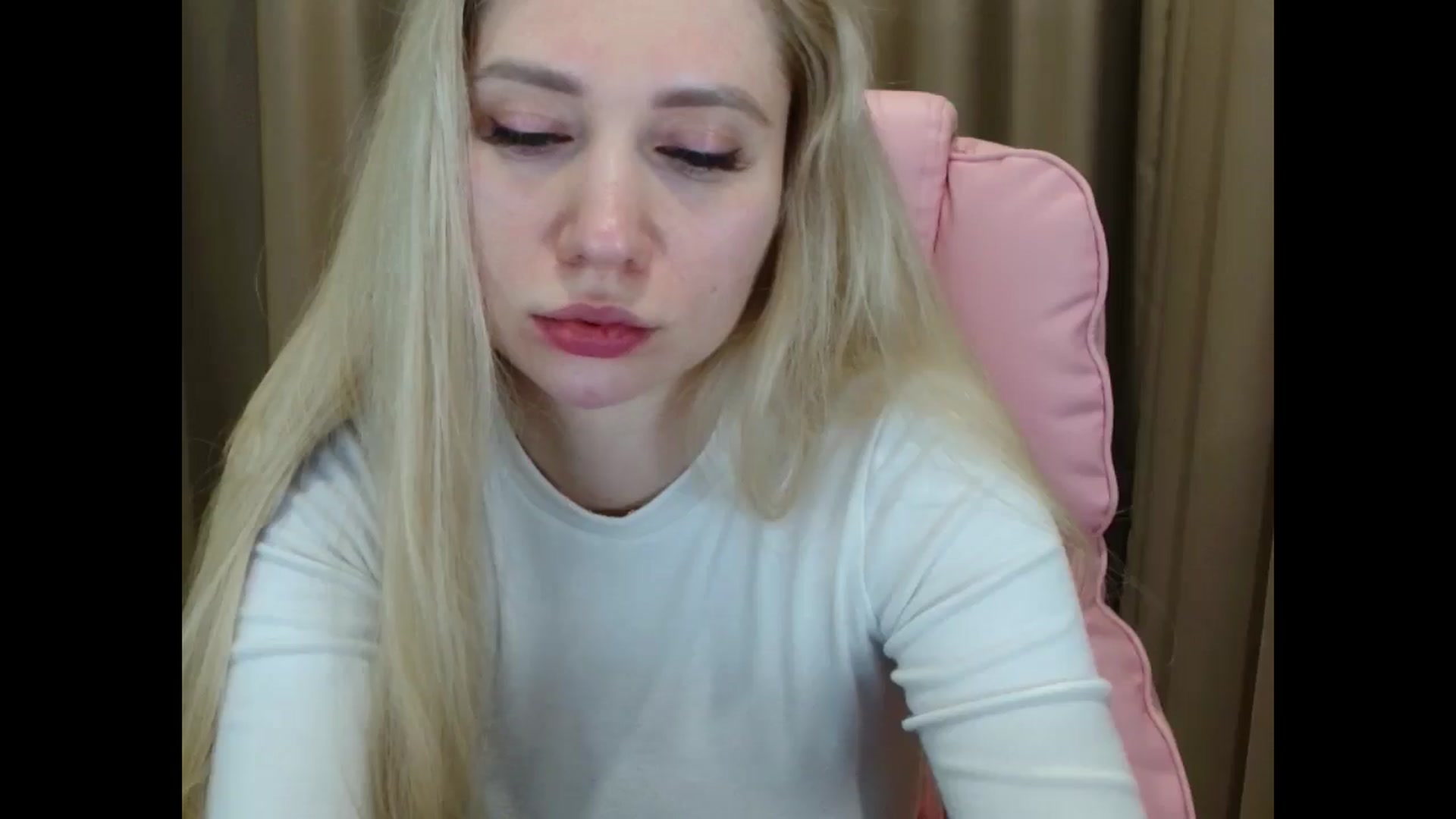 Gallery image thumbnail from Miss_Sylvia's myfreecams stream on, 04/10/2025, 19:26 image 14 of 20