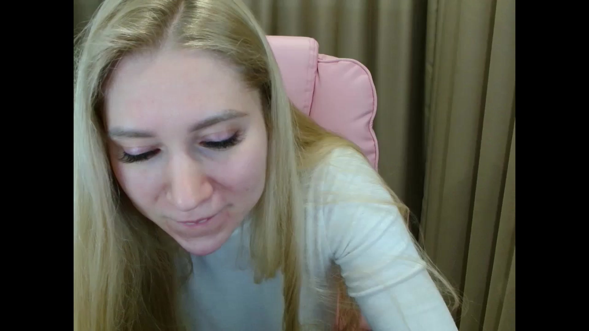Gallery image thumbnail from Miss_Sylvia's myfreecams stream on, 04/10/2025, 21:21 image 13 of 20