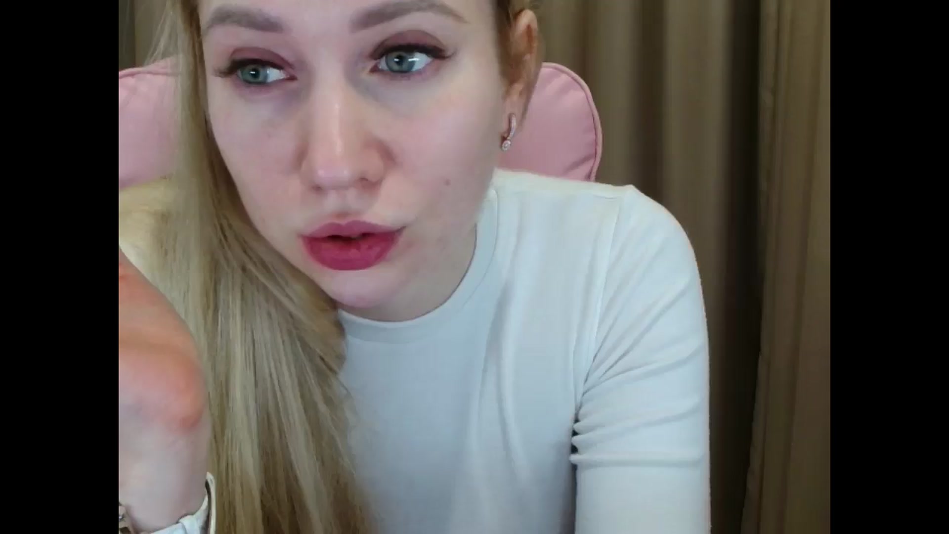 Gallery image thumbnail from Miss_Sylvia's myfreecams stream on, 04/10/2025, 21:21 image 6 of 20