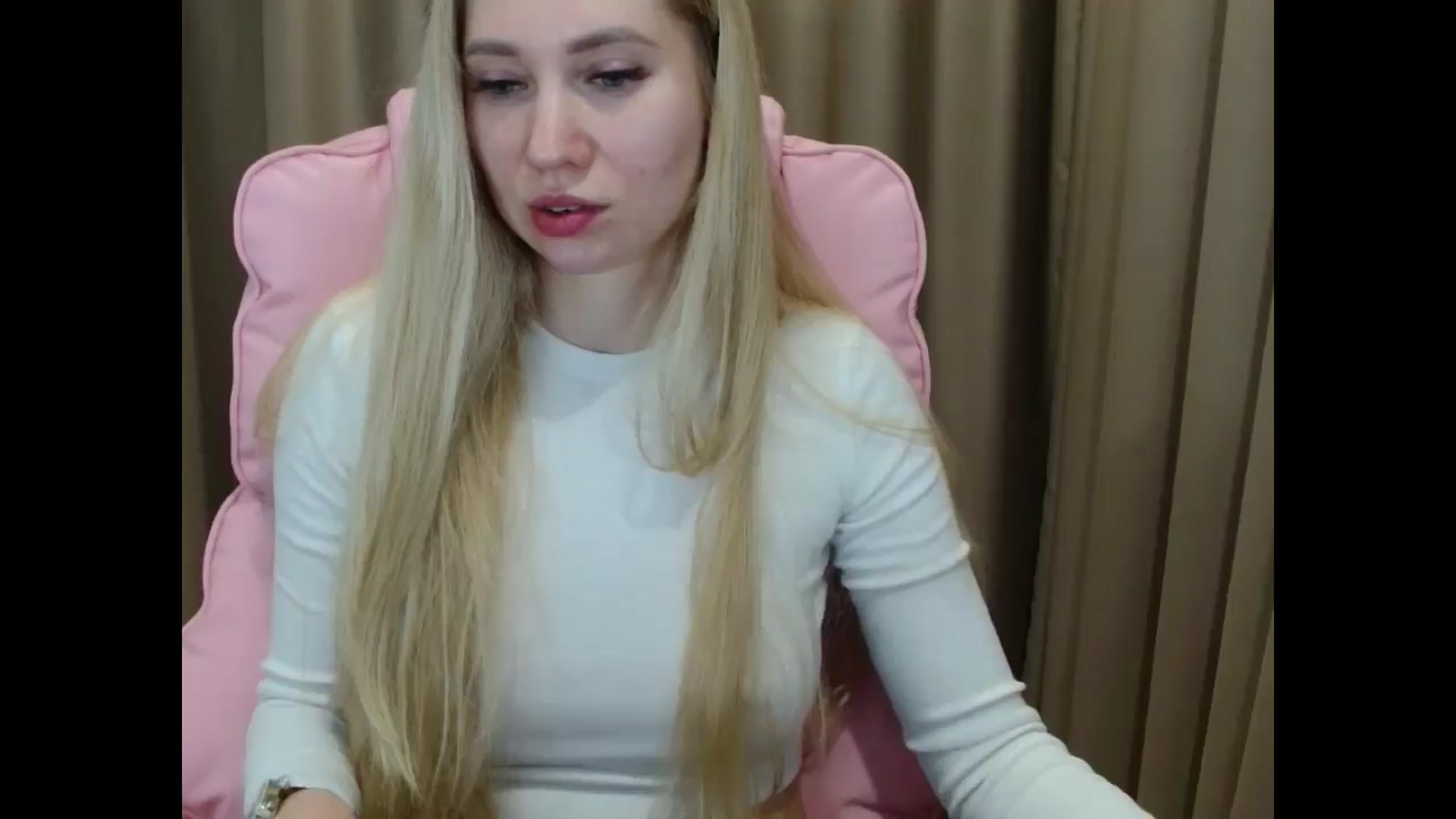 Gallery image thumbnail from Miss_Sylvia's myfreecams stream on, 04/10/2025, 21:21 image 14 of 20