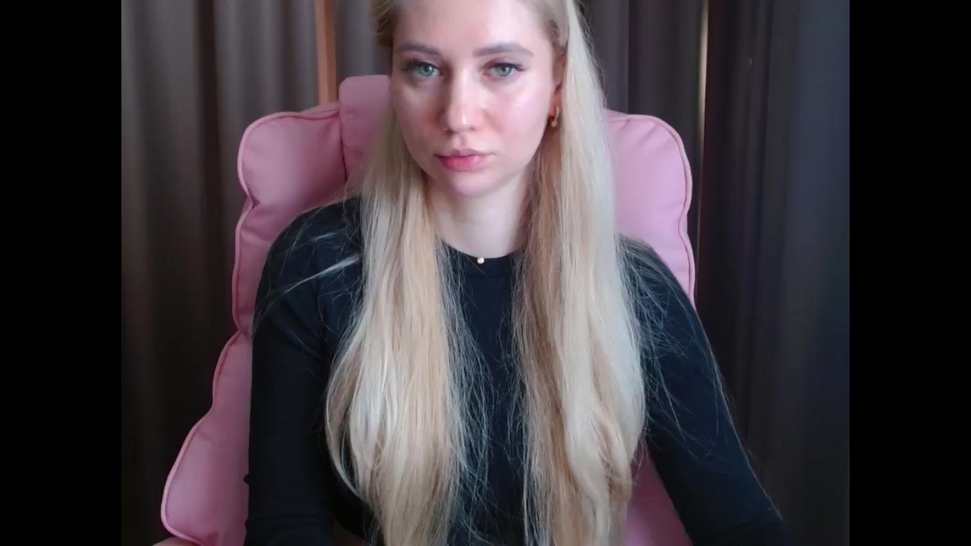 Gallery image thumbnail from Miss_Sylvia's myfreecams stream on, 04/11/2025, 14:20 image 14 of 20