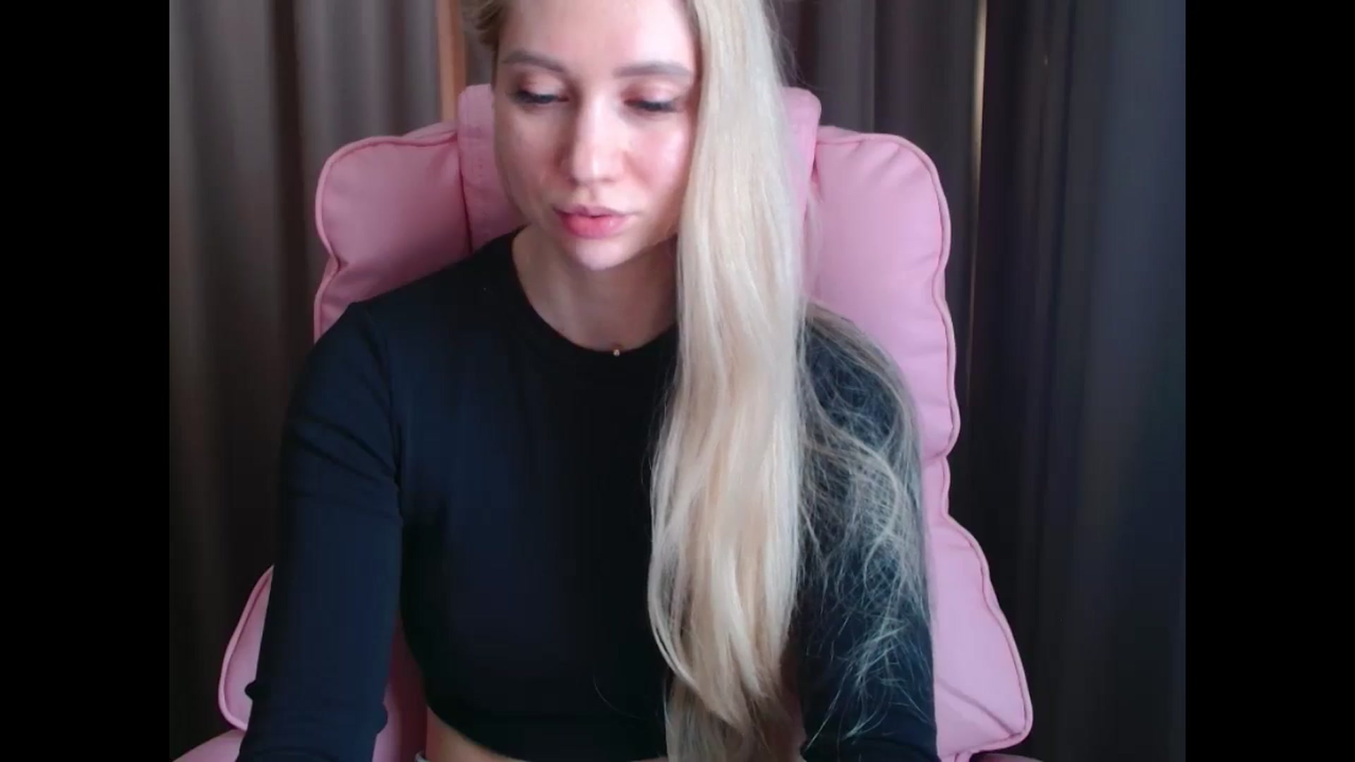 Gallery image thumbnail from Miss_Sylvia's myfreecams stream on, 04/11/2025, 14:20 image 18 of 20