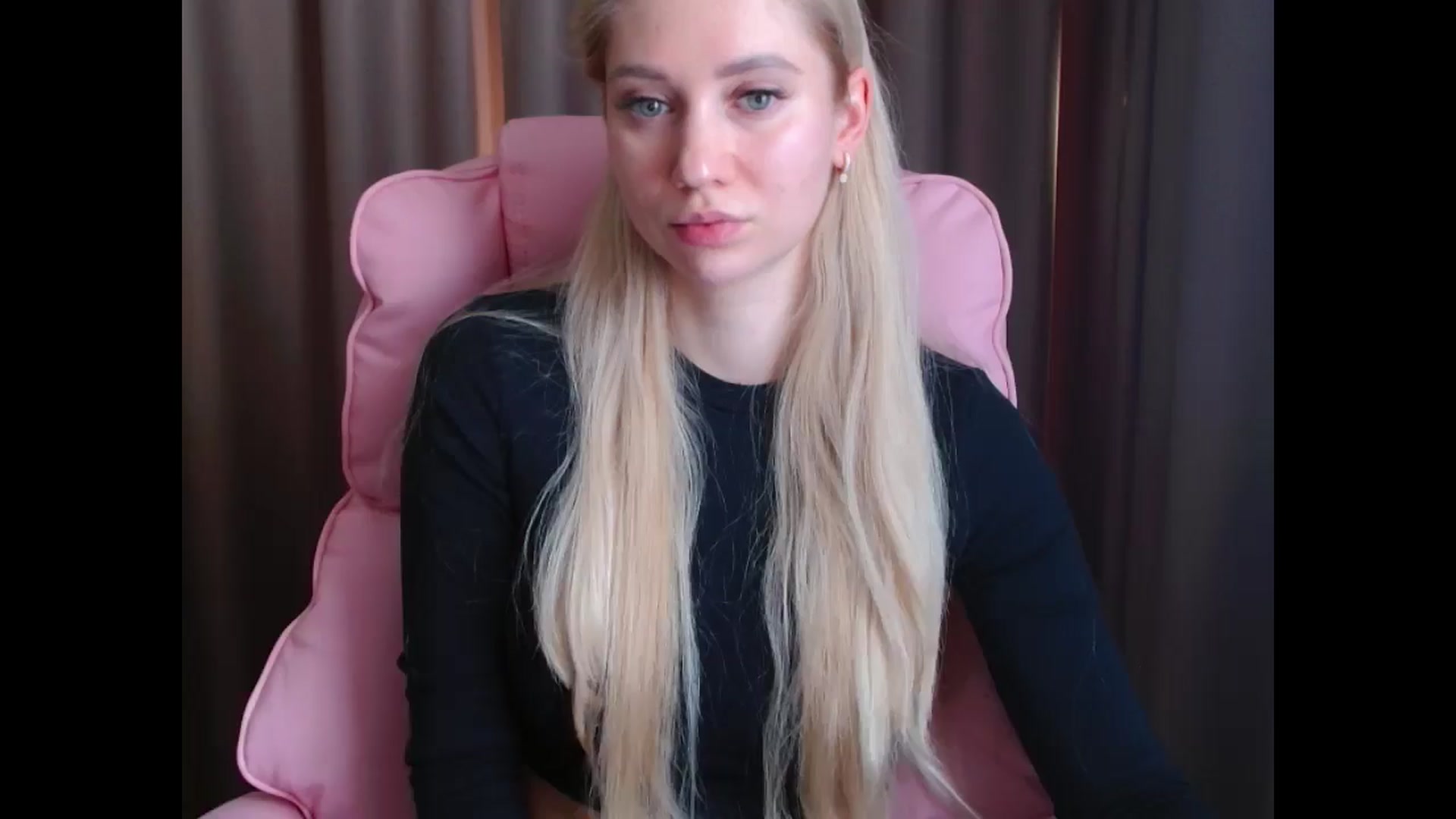Gallery image thumbnail from Miss_Sylvia's myfreecams stream on, 04/11/2025, 14:20 image 2 of 20