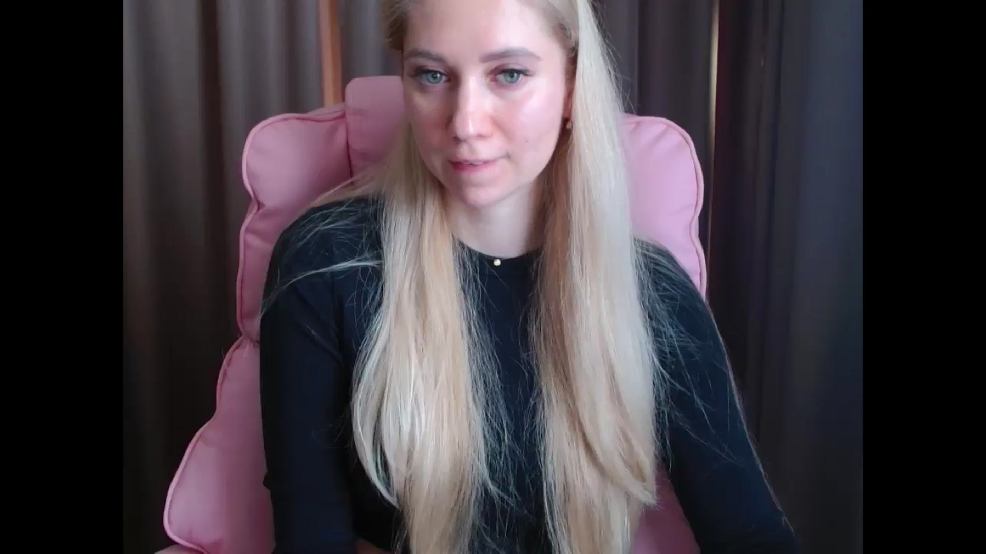 Gallery image thumbnail from Miss_Sylvia's myfreecams stream on, 04/11/2025, 14:20 image 13 of 20