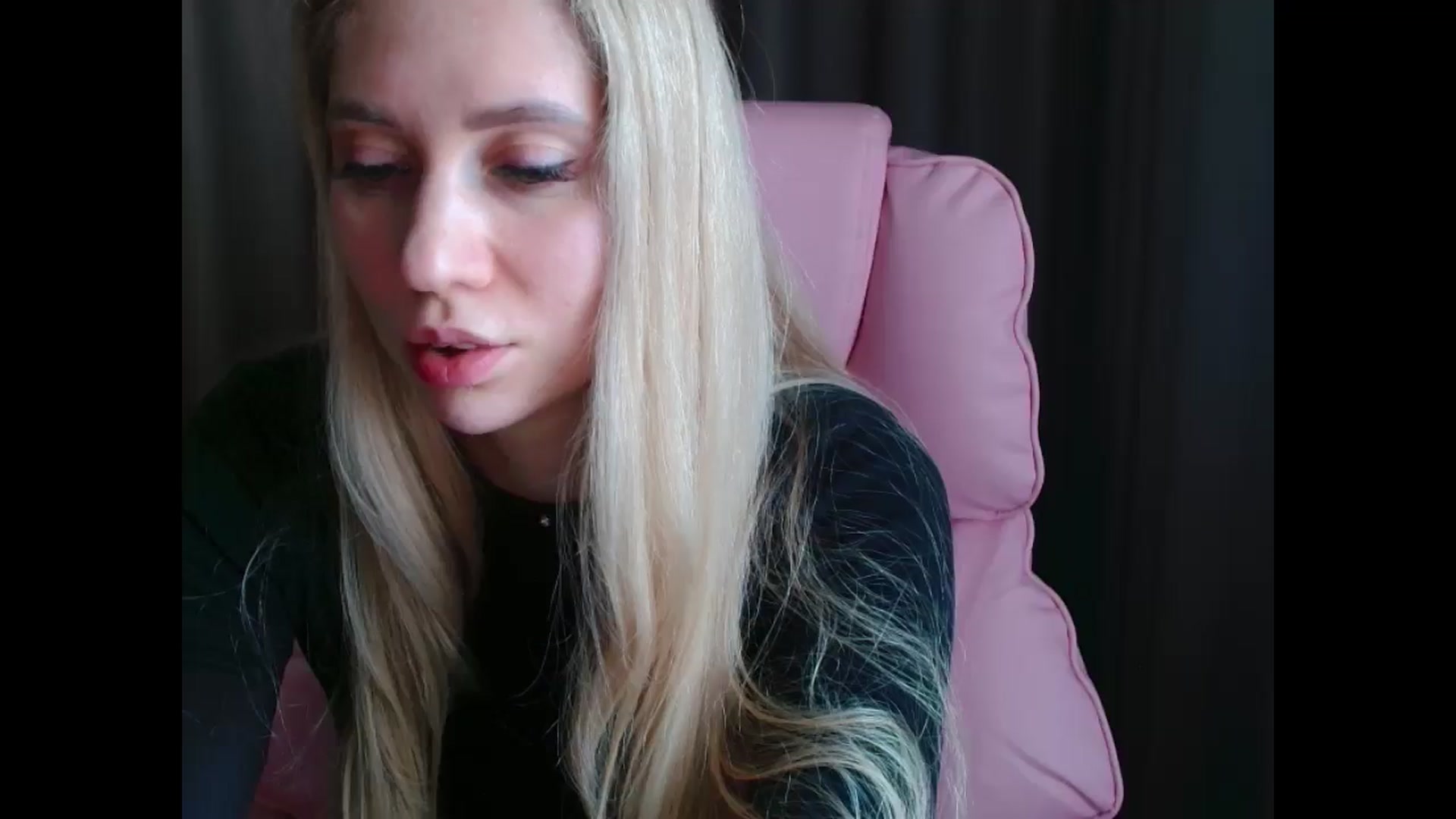 Gallery image thumbnail from Miss_Sylvia's myfreecams stream on, 04/11/2025, 15:46 image 7 of 20