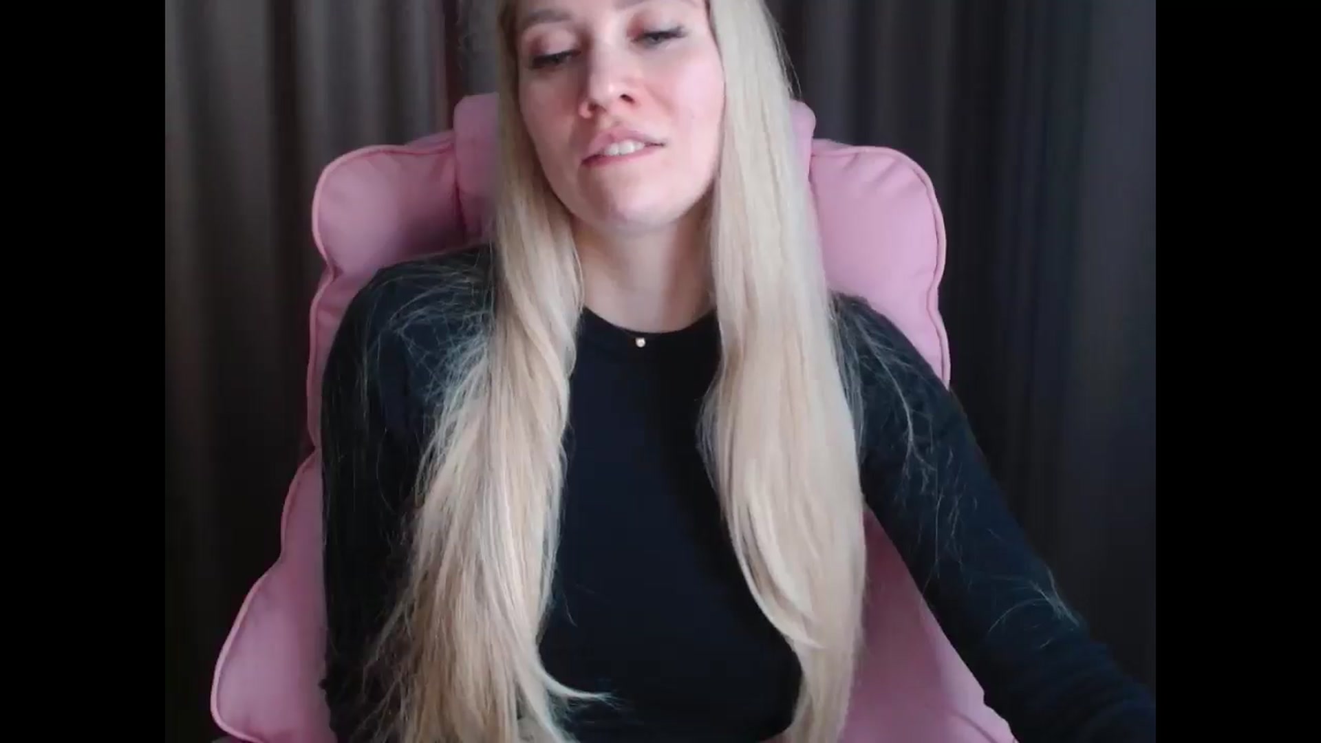 Gallery image thumbnail from Miss_Sylvia's myfreecams stream on, 04/11/2025, 15:46 image 20 of 20