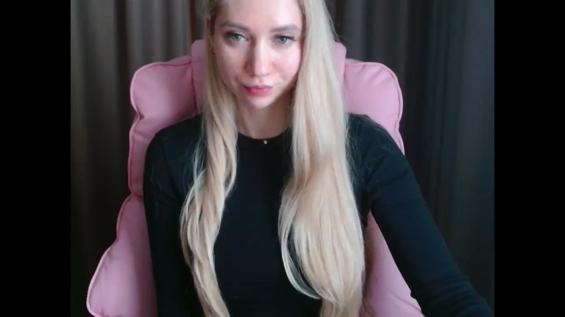 Gallery image thumbnail from Miss_Sylvia's myfreecams stream on, 04/11/2025, 15:46 image 14 of 20