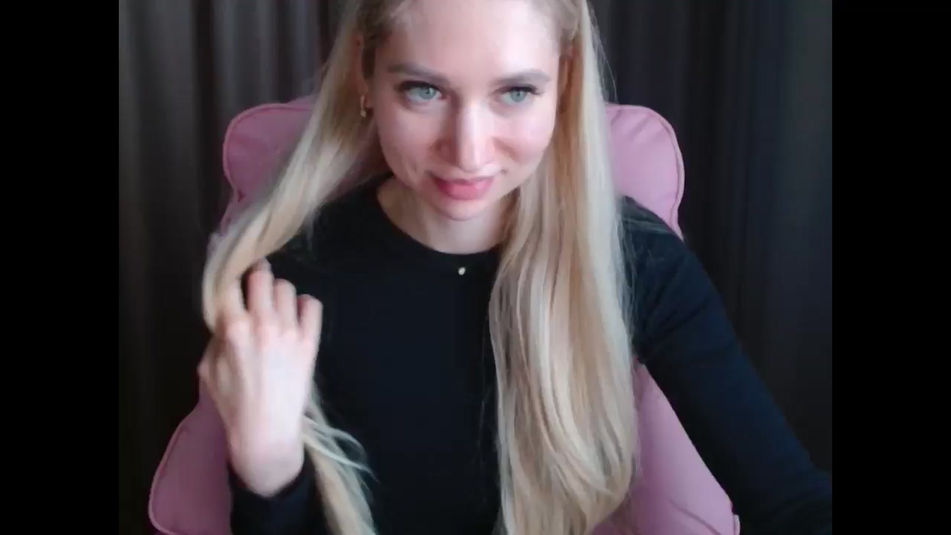 Gallery image thumbnail from Miss_Sylvia's myfreecams stream on, 04/11/2025, 15:46 image 17 of 20