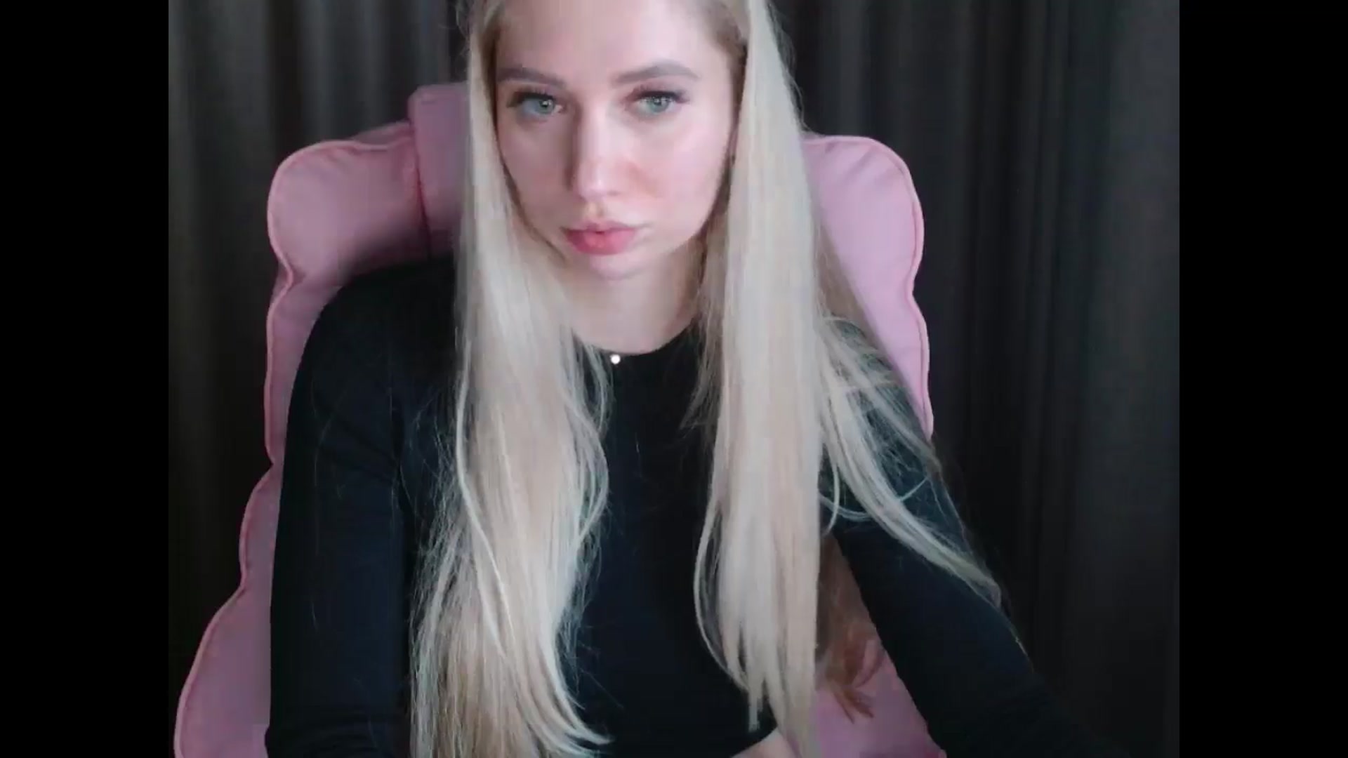 Gallery image thumbnail from Miss_Sylvia's myfreecams stream on, 04/11/2025, 16:19 image 17 of 20