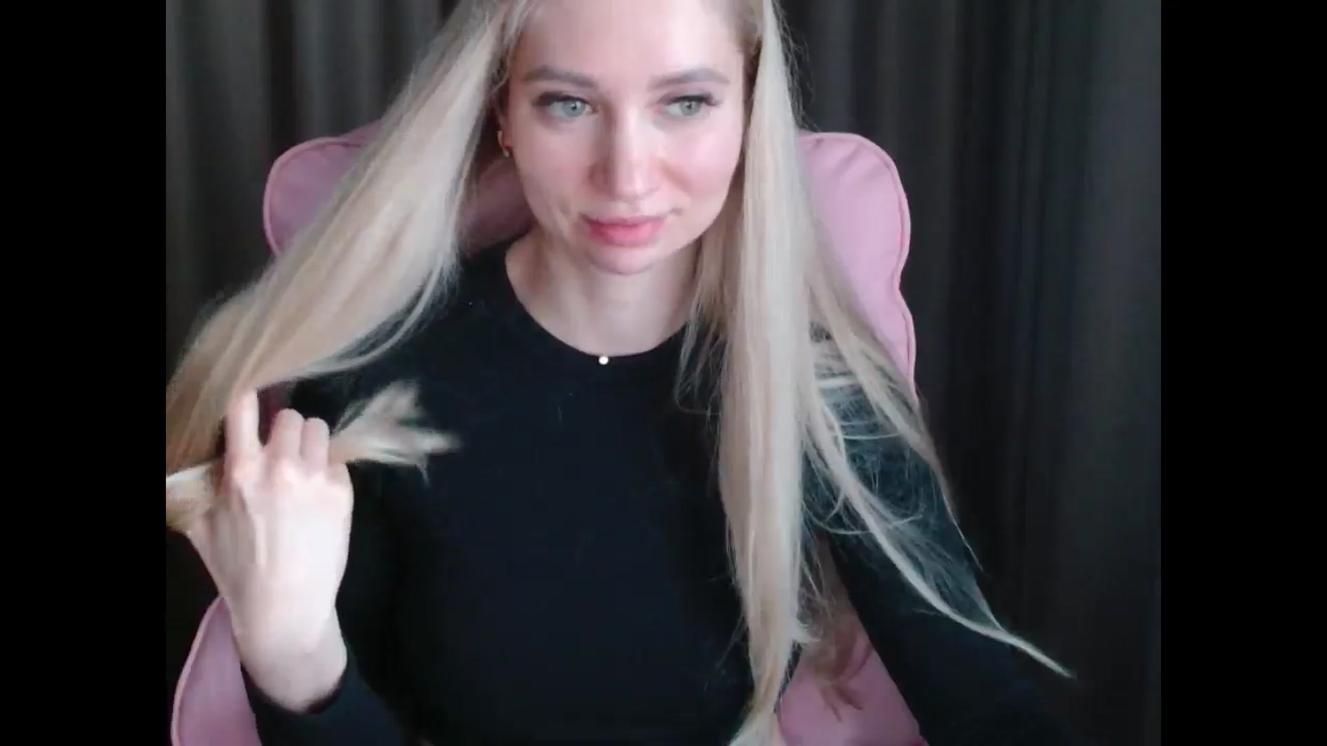 Gallery image thumbnail from Miss_Sylvia's myfreecams stream on, 04/11/2025, 16:19 image 6 of 20