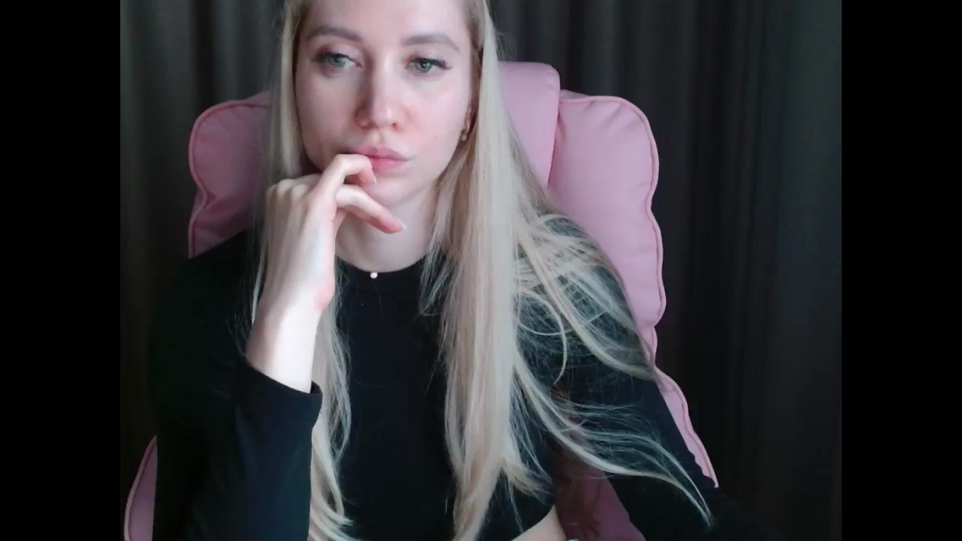 Gallery image thumbnail from Miss_Sylvia's myfreecams stream on, 04/11/2025, 16:19 image 9 of 20