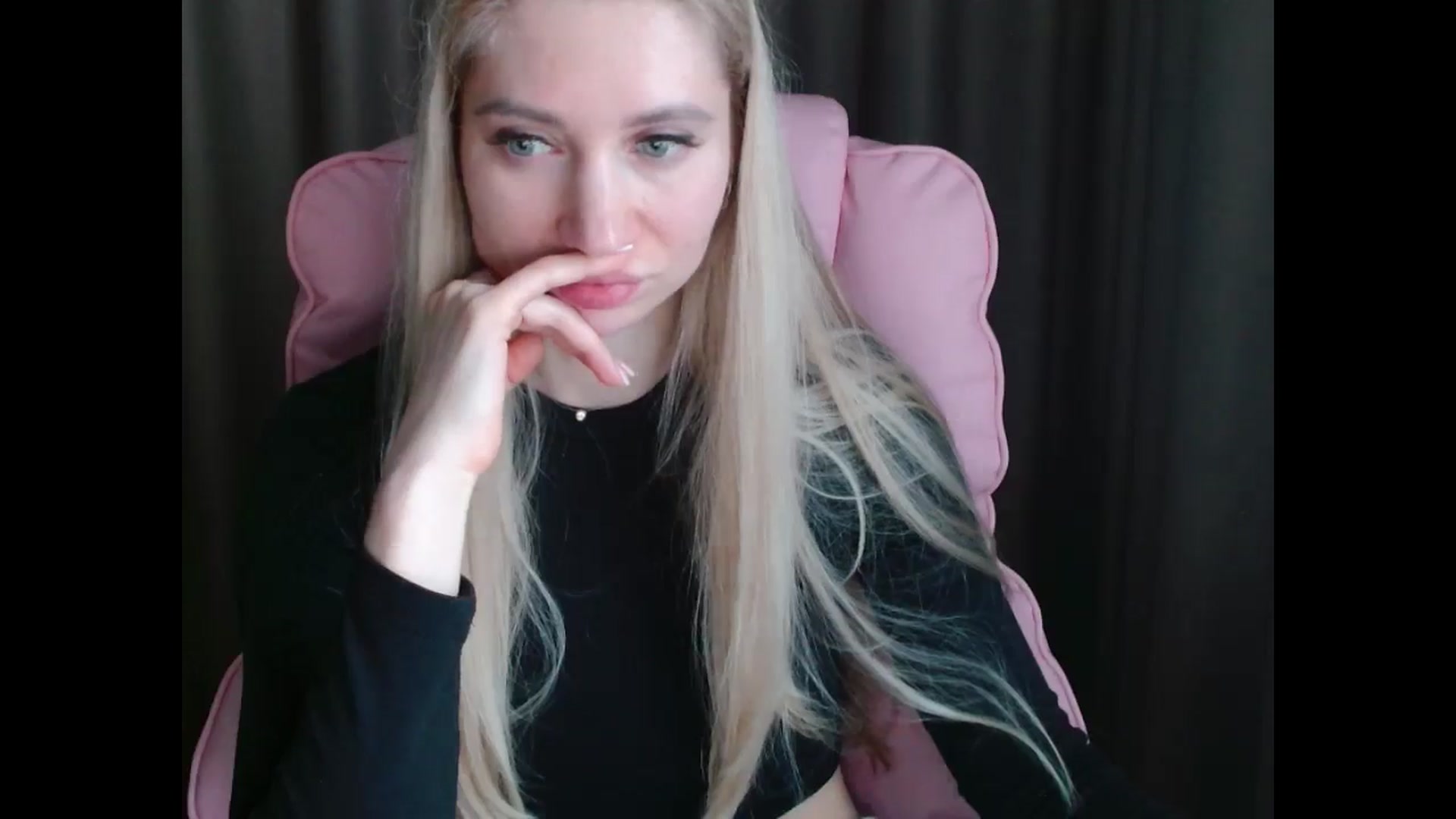 Gallery image thumbnail from Miss_Sylvia's myfreecams stream on, 04/11/2025, 16:19 image 10 of 20