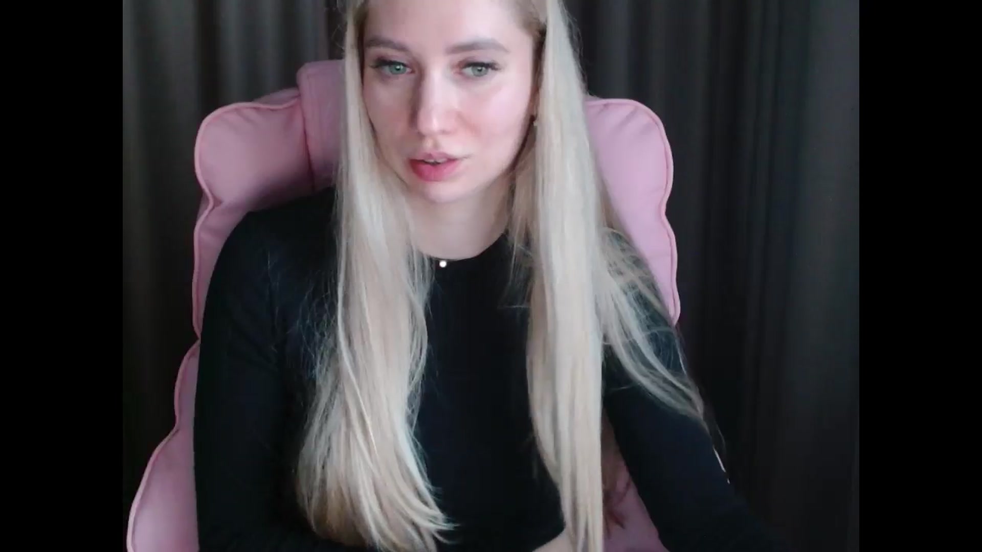 Gallery image thumbnail from Miss_Sylvia's myfreecams stream on, 04/11/2025, 16:19 image 14 of 20