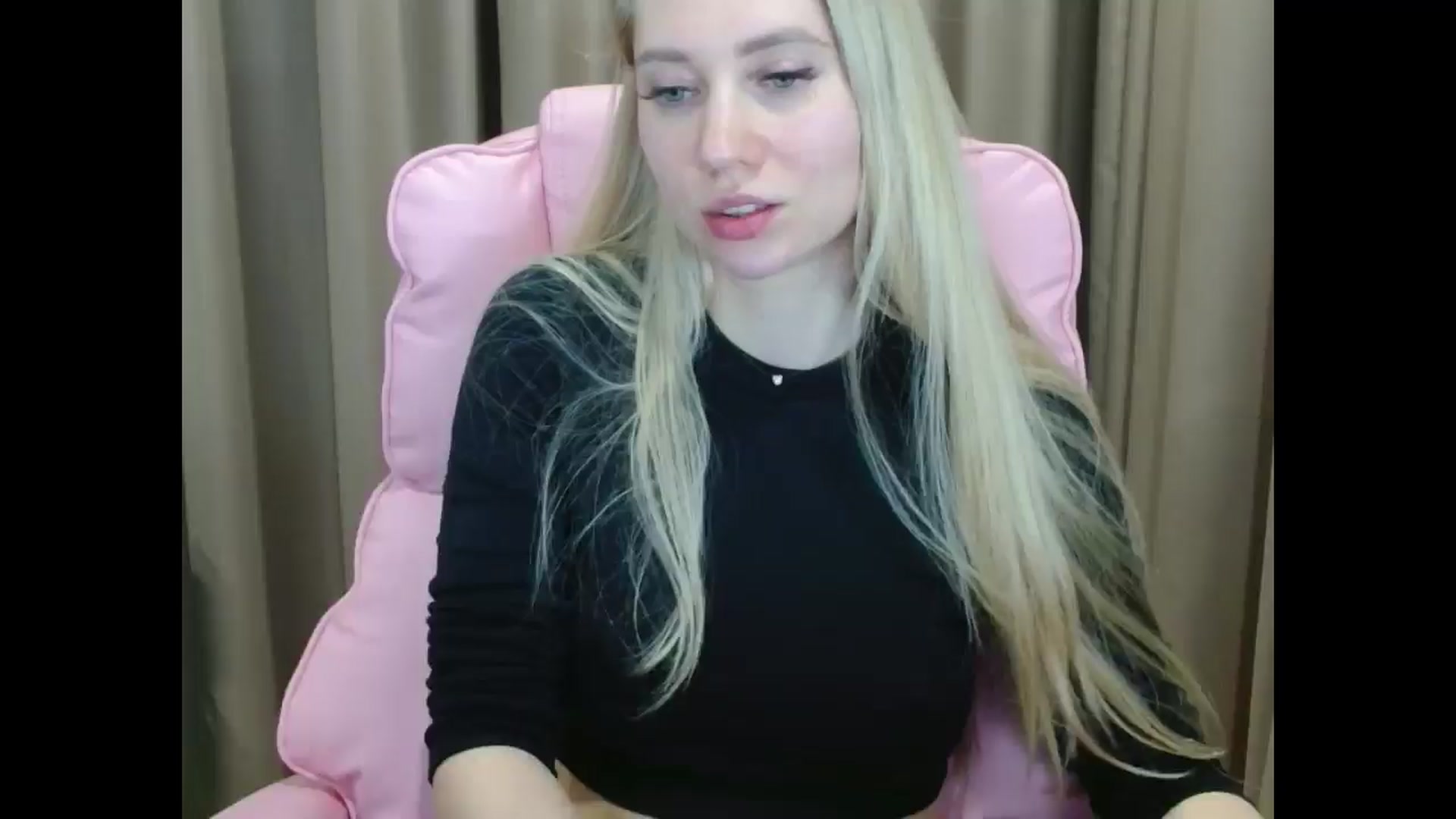 Gallery image thumbnail from Miss_Sylvia's myfreecams stream on, 04/11/2025, 19:36 image 8 of 20