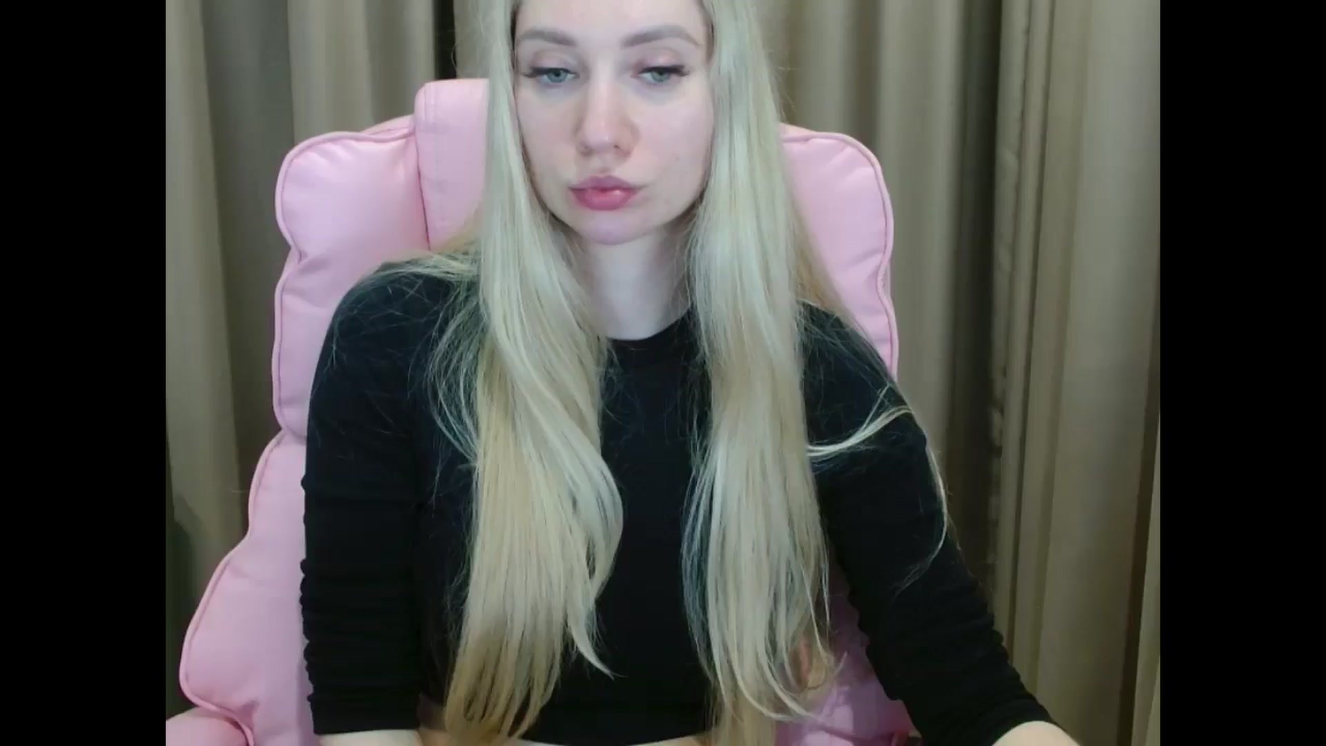 Gallery image thumbnail from Miss_Sylvia's myfreecams stream on, 04/11/2025, 19:36 image 1 of 20