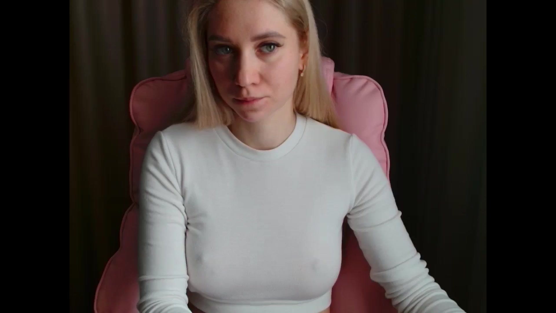 Gallery image thumbnail from Miss_Sylvia's myfreecams stream on, 04/12/2025, 10:08 image 1 of 20