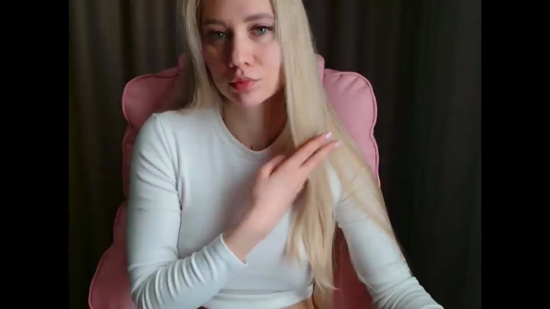 Gallery image thumbnail from Miss_Sylvia's myfreecams stream on, 04/12/2025, 10:49 image 1 of 20