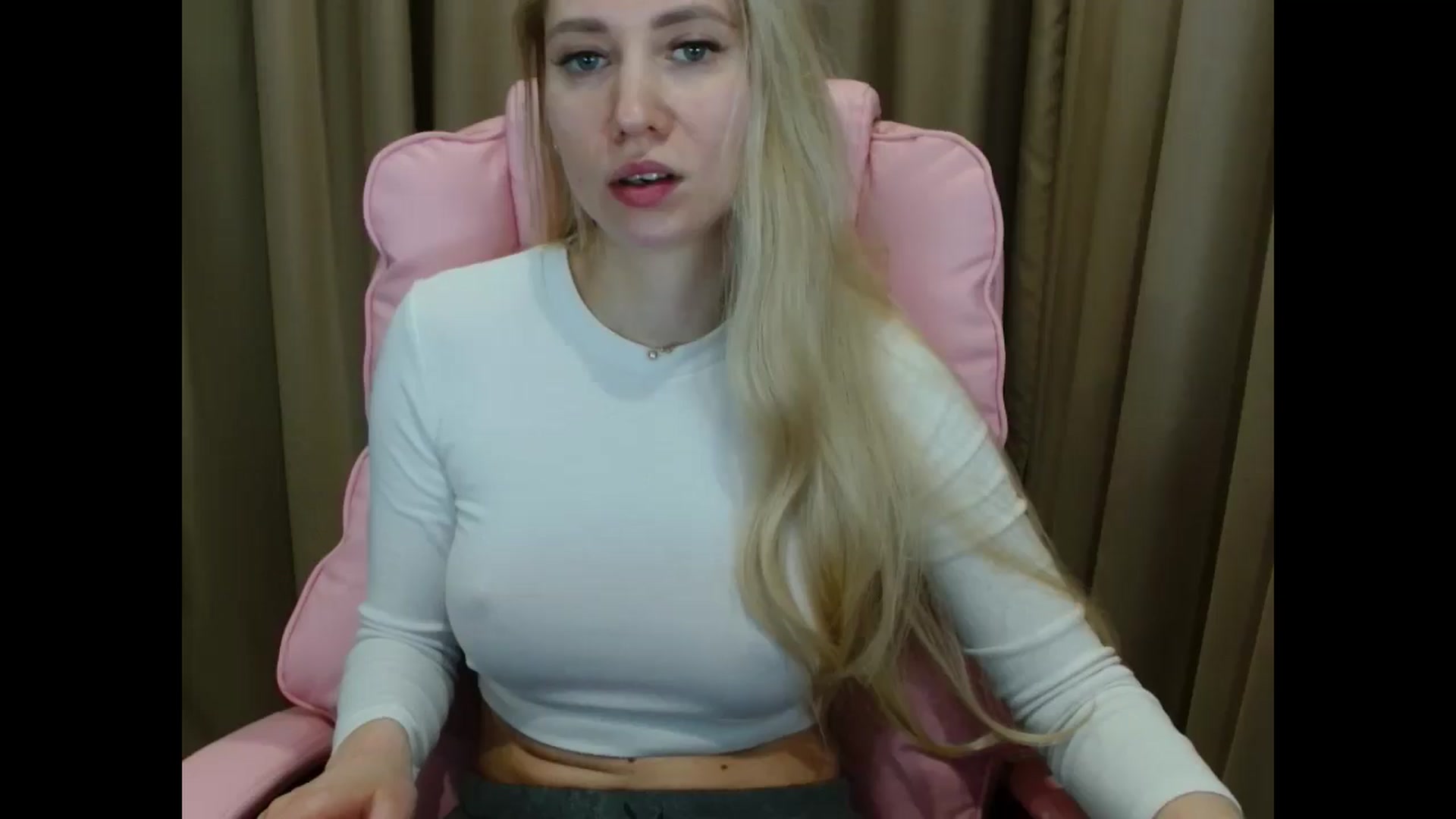 Gallery image thumbnail from Miss_Sylvia's myfreecams stream on, 04/12/2025, 20:30 image 3 of 20