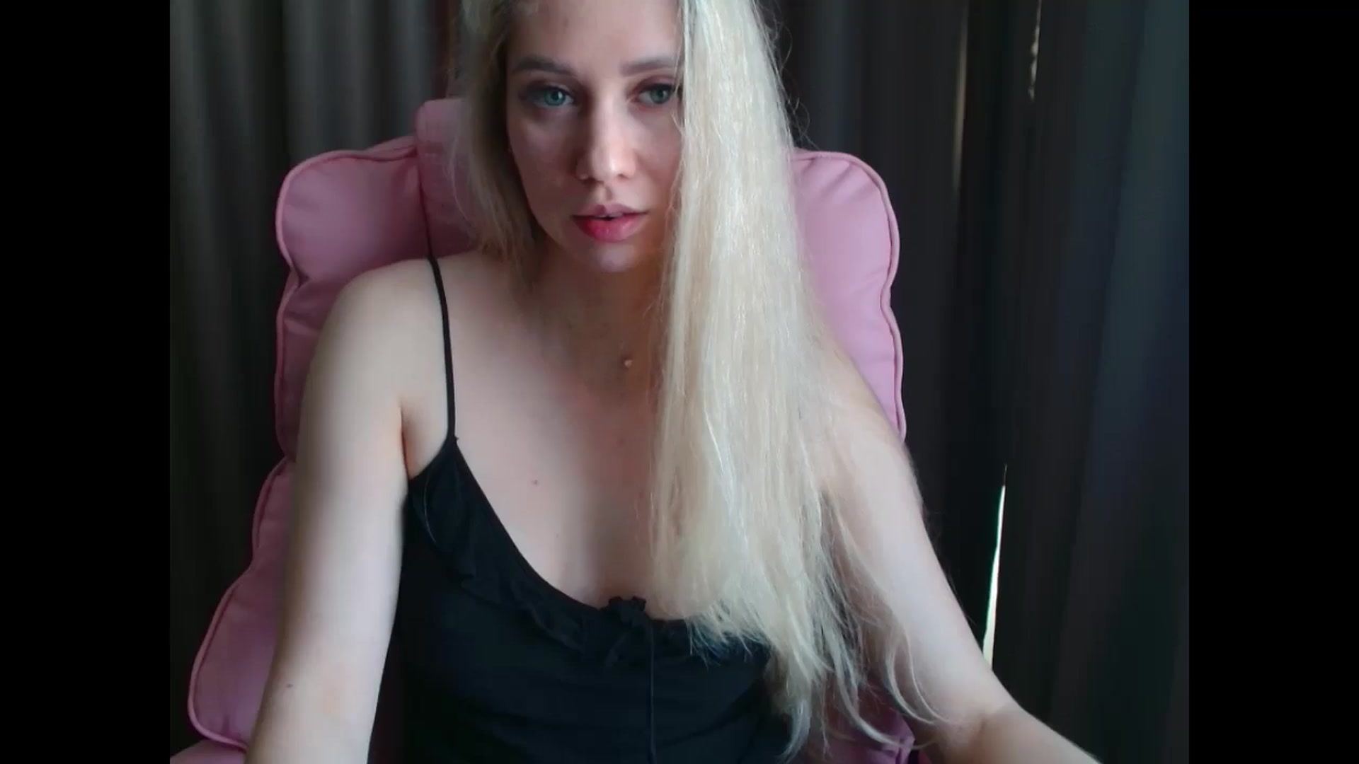 Gallery image thumbnail from Miss_Sylvia's myfreecams stream on, 04/13/2025, 13:48 image 13 of 20