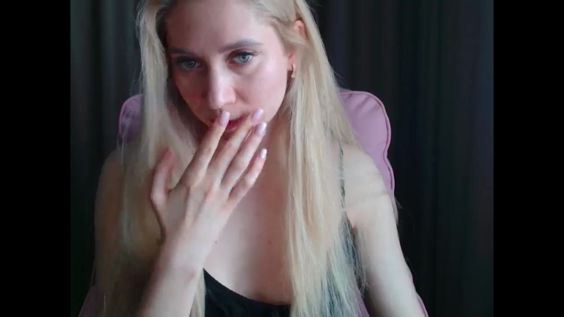 Gallery image thumbnail from Miss_Sylvia's myfreecams stream on, 04/13/2025, 16:37 image 2 of 20