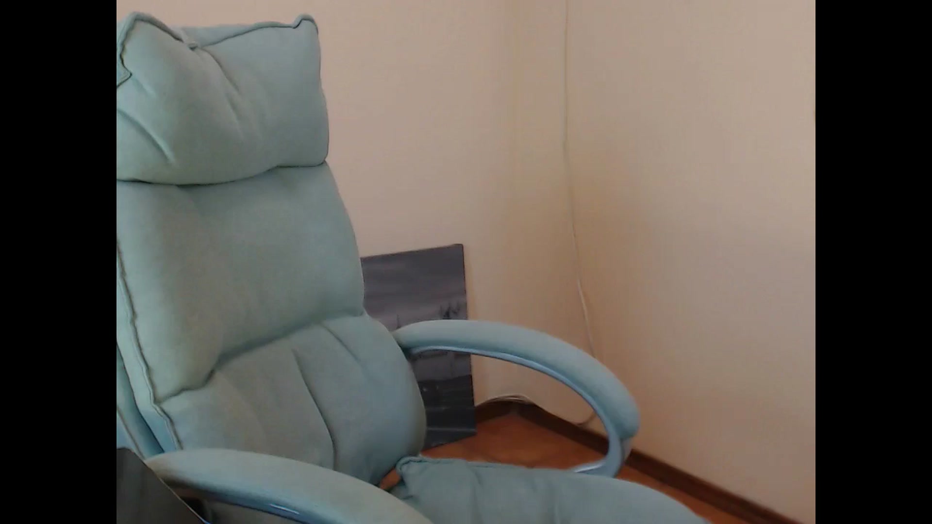 Gallery image thumbnail from Miss_Sylvia's myfreecams stream on, 04/16/2025, 16:57 image 10 of 20