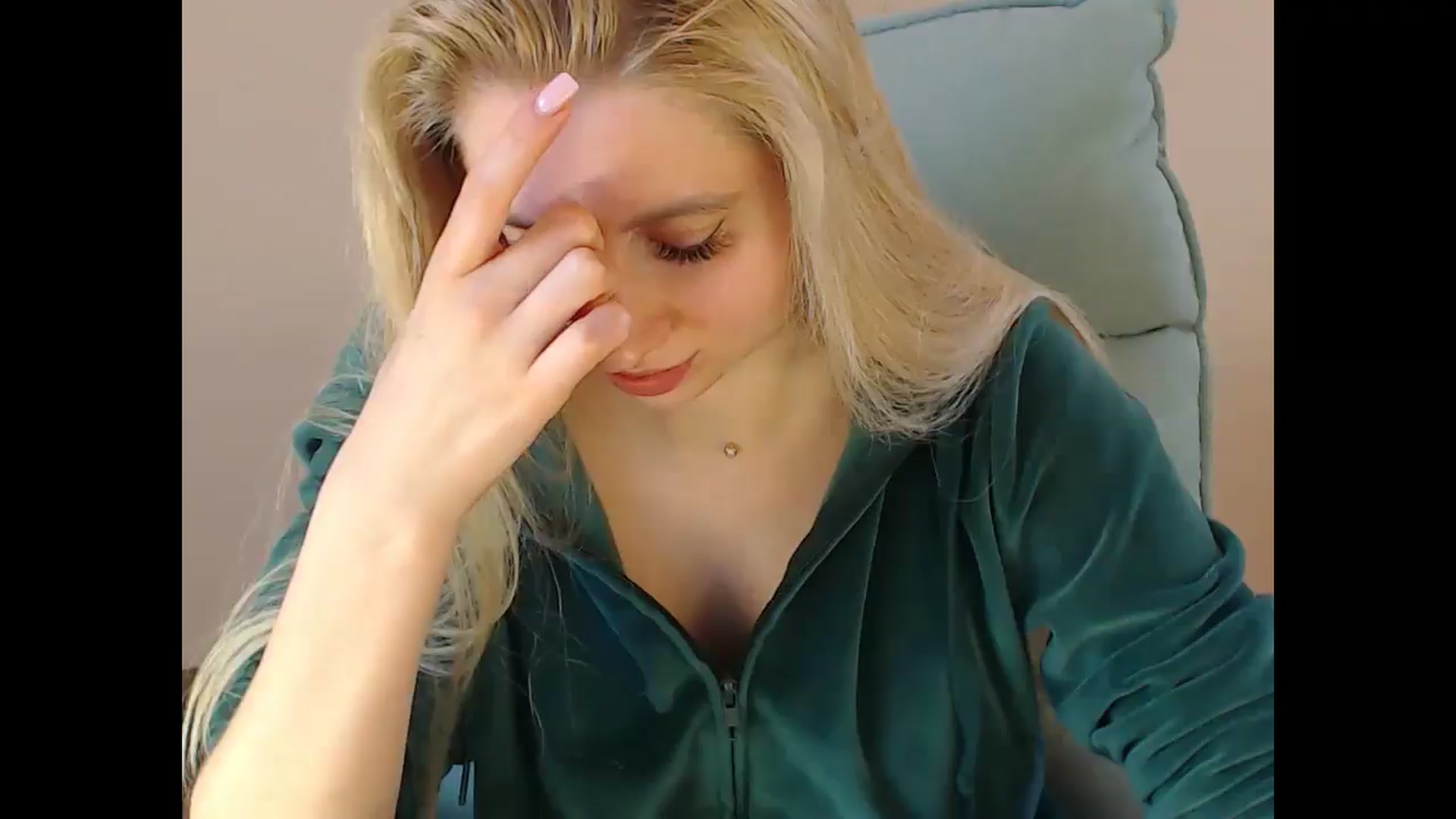 Gallery image thumbnail from Miss_Sylvia's myfreecams stream on, 04/16/2025, 18:39 image 12 of 20