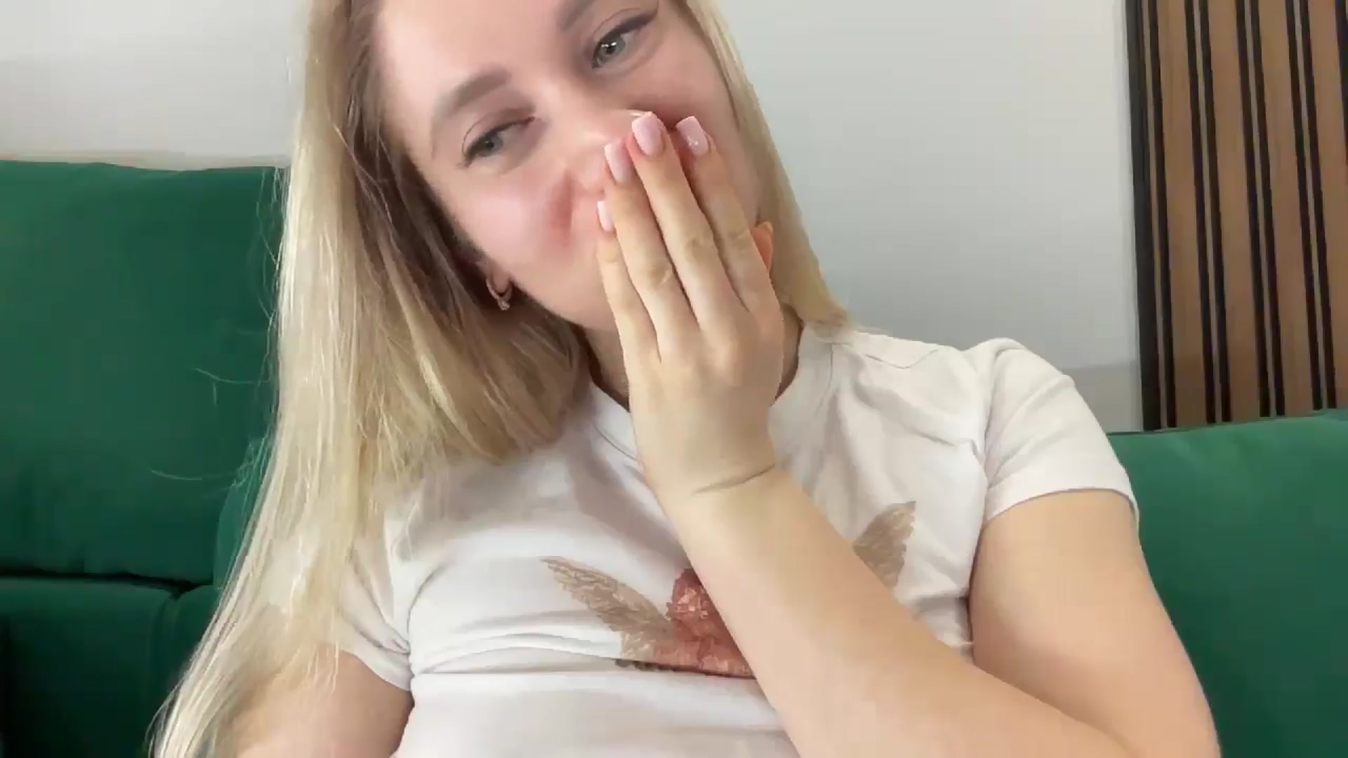 Gallery image thumbnail from Miss_Sylvia's myfreecams stream on, 04/19/2025, 21:31 image 11 of 20