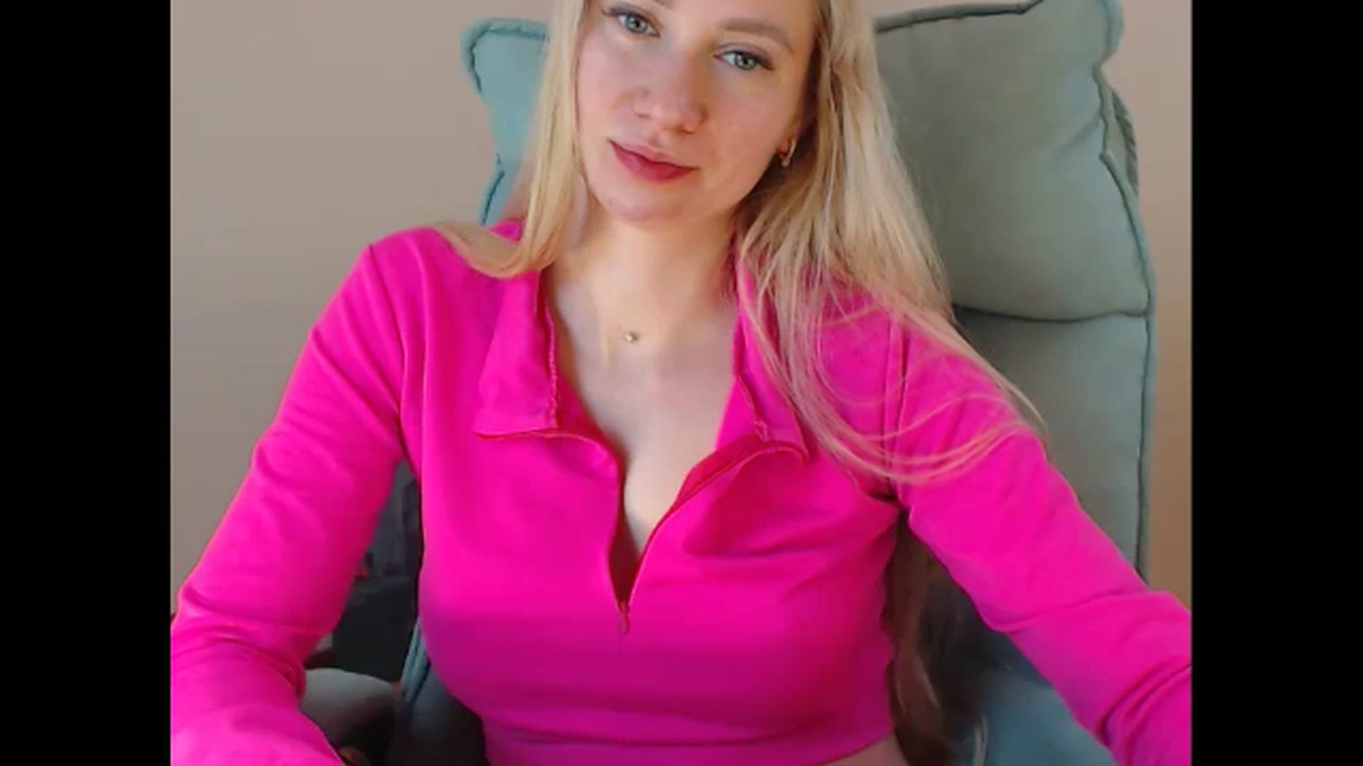 Gallery image thumbnail from Miss_Sylvia's myfreecams stream on, 04/28/2025, 15:36 image 15 of 20