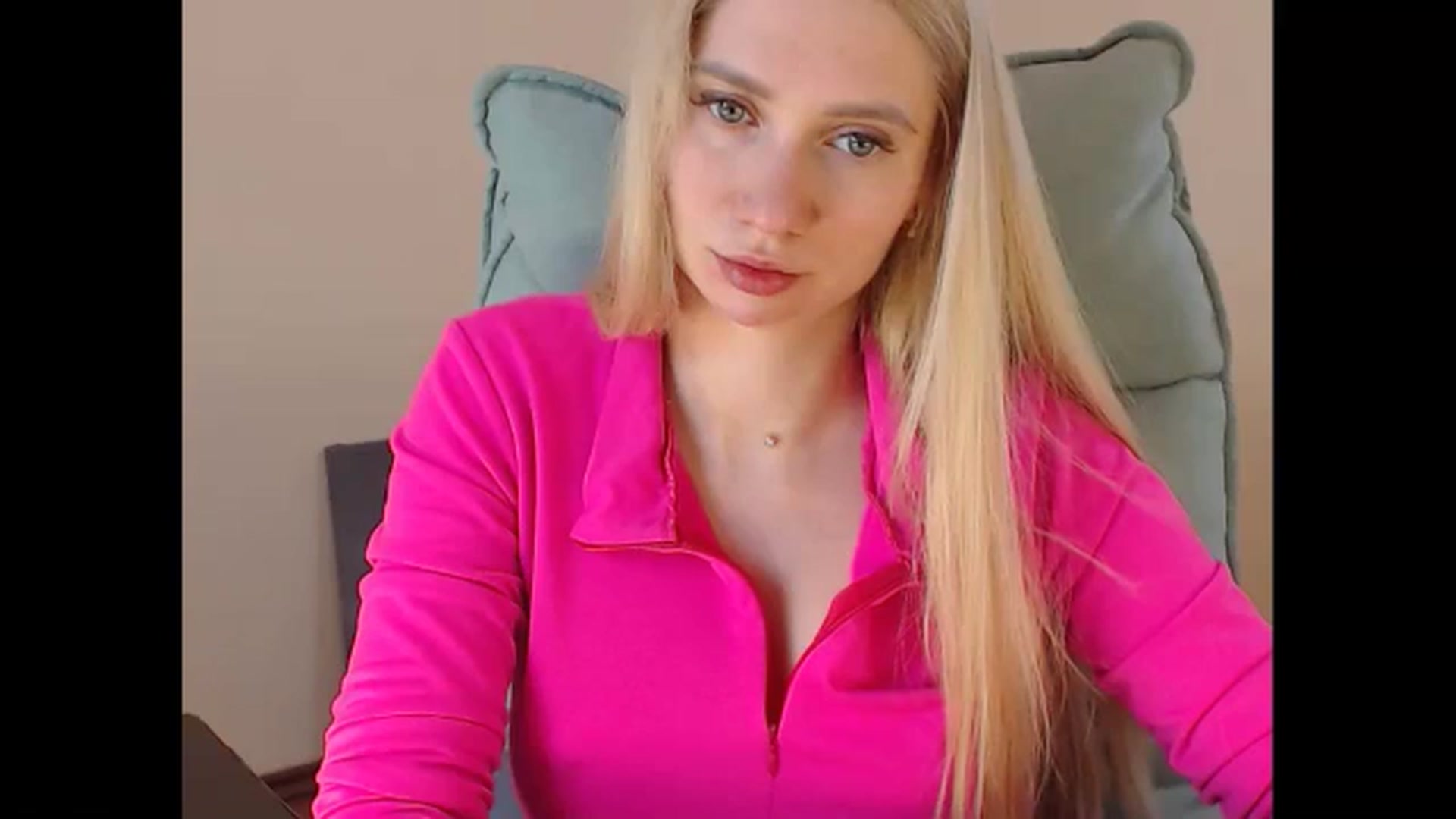 Gallery image thumbnail from Miss_Sylvia's myfreecams stream on, 04/30/2025, 18:58 image 2 of 20
