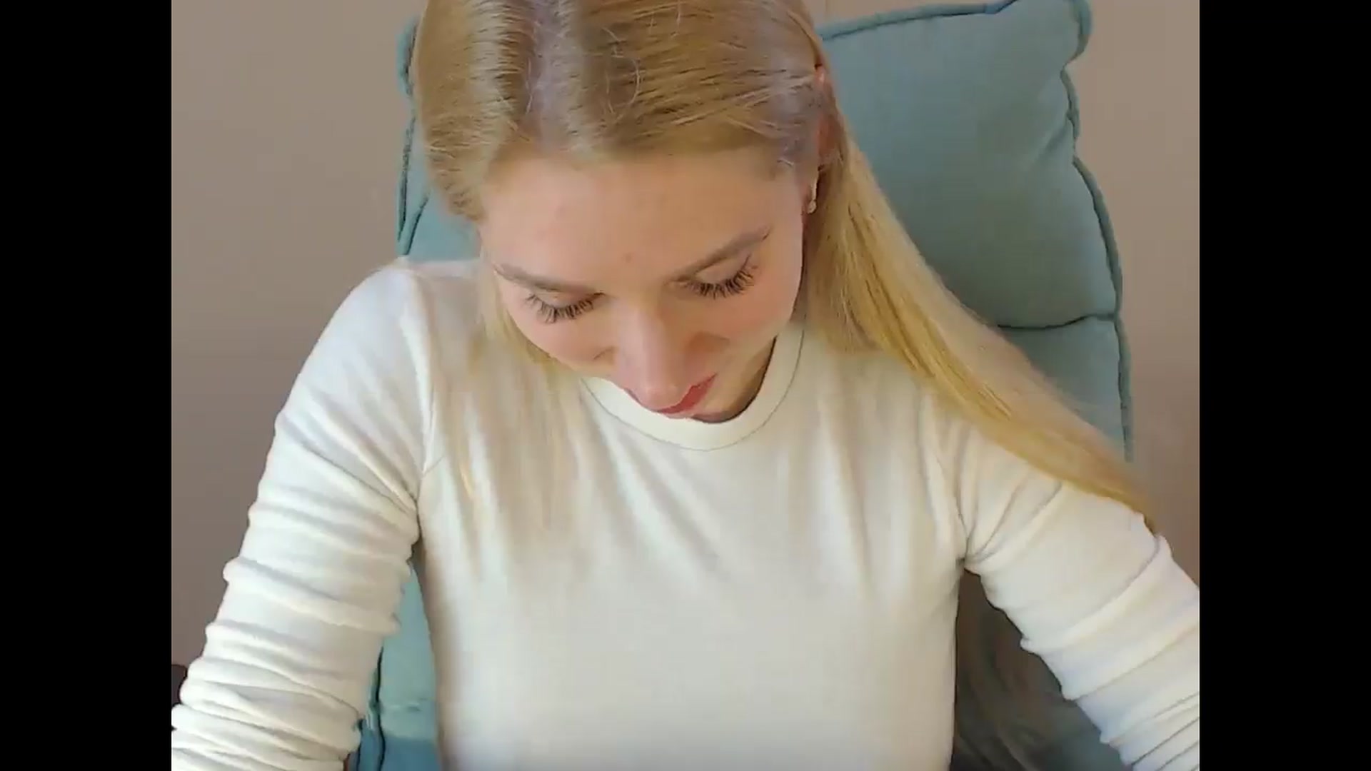 Gallery image thumbnail from Miss_Sylvia's myfreecams stream on, 05/02/2025, 17:52 image 2 of 20