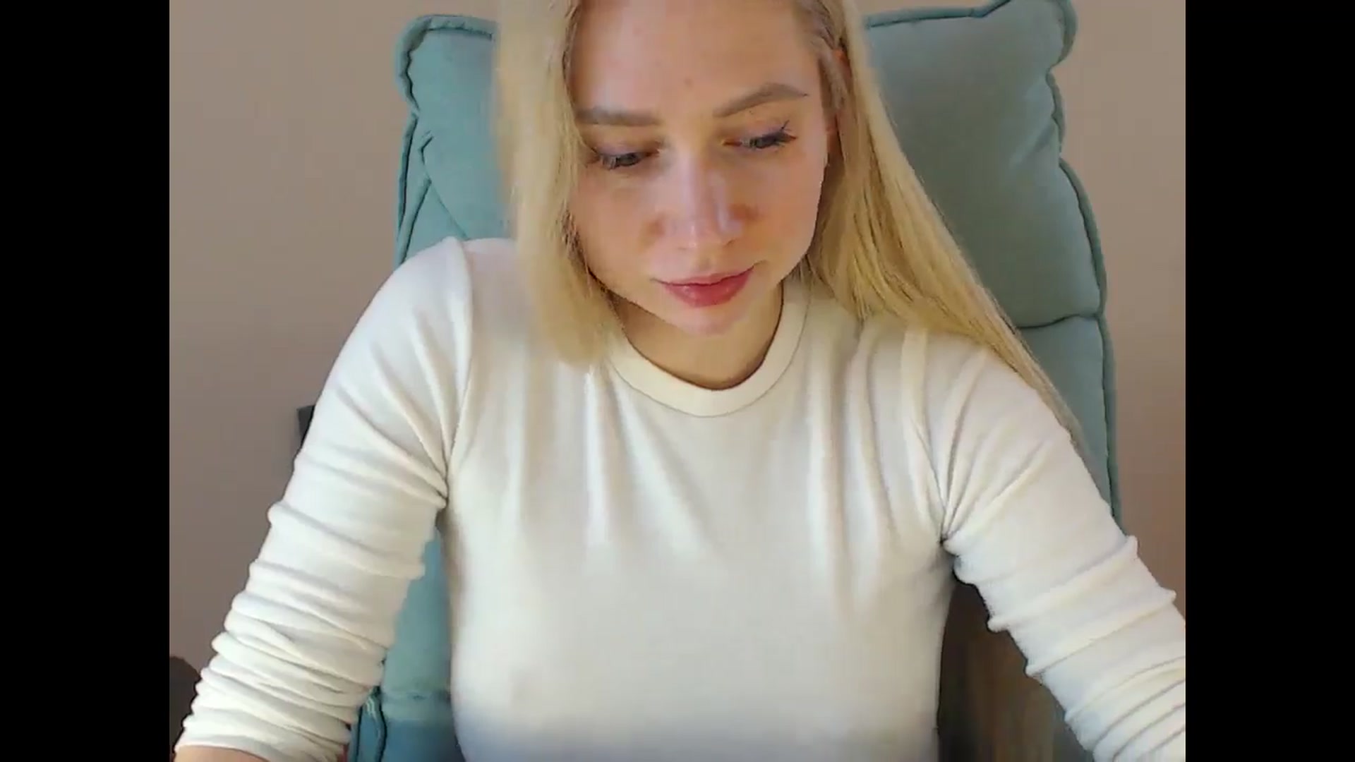 Gallery image thumbnail from Miss_Sylvia's myfreecams stream on, 05/02/2025, 17:52 image 7 of 20
