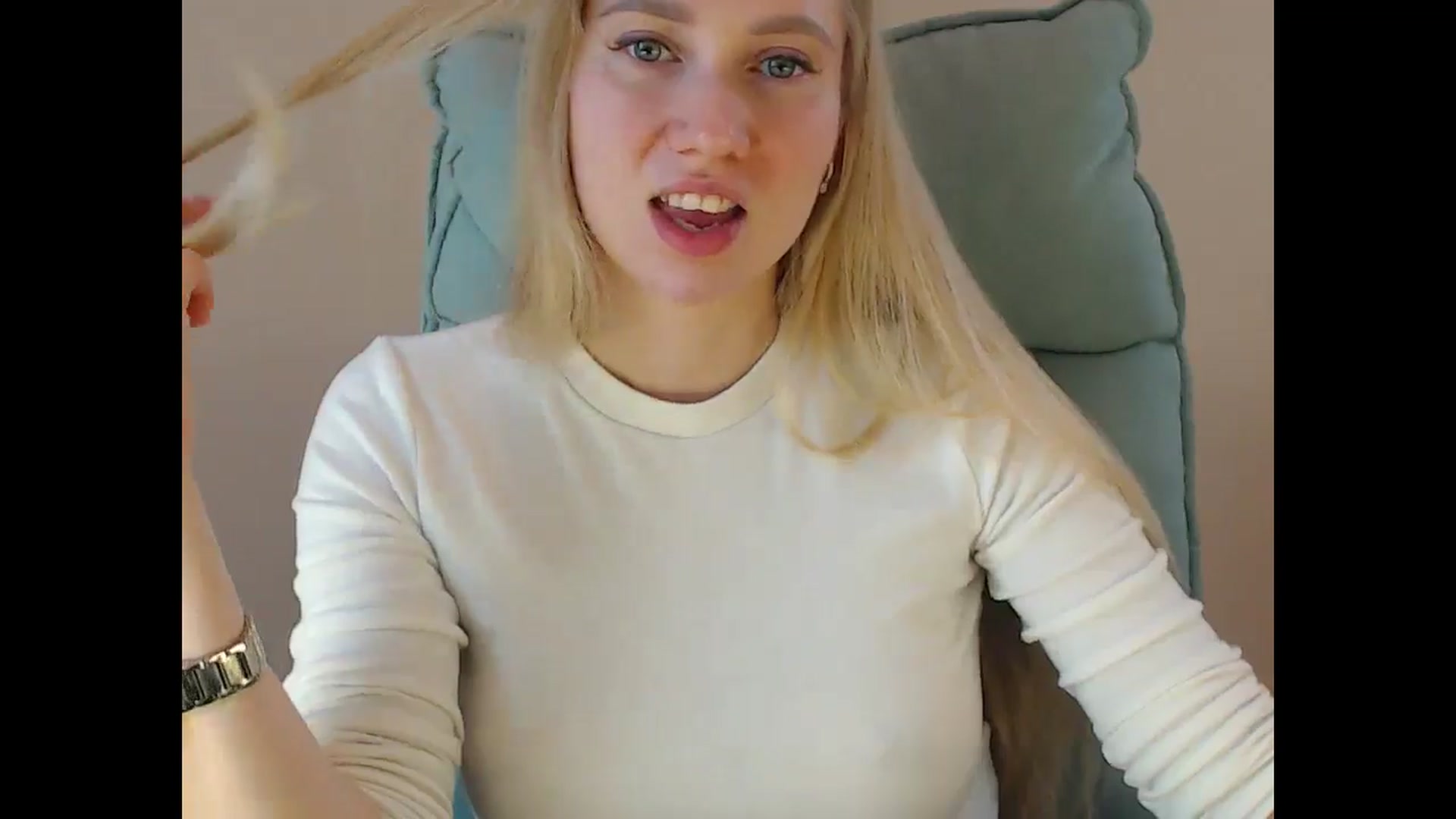 Gallery image thumbnail from Miss_Sylvia's myfreecams stream on, 05/02/2025, 17:52 image 10 of 20