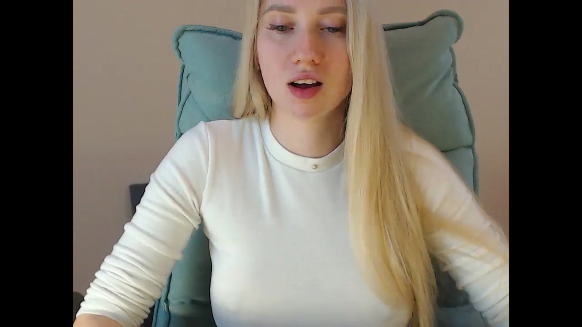 Gallery image thumbnail from Miss_Sylvia's myfreecams stream on, 05/02/2025, 18:24 image 14 of 20