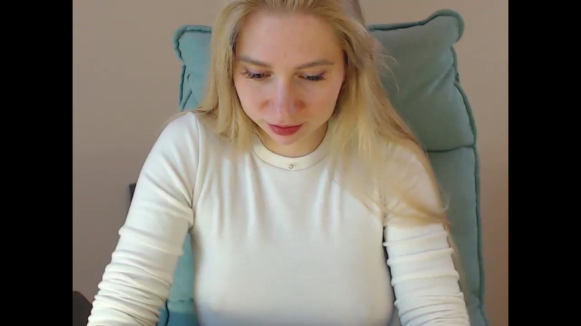 Gallery image thumbnail from Miss_Sylvia's myfreecams stream on, 05/02/2025, 18:24 image 7 of 20