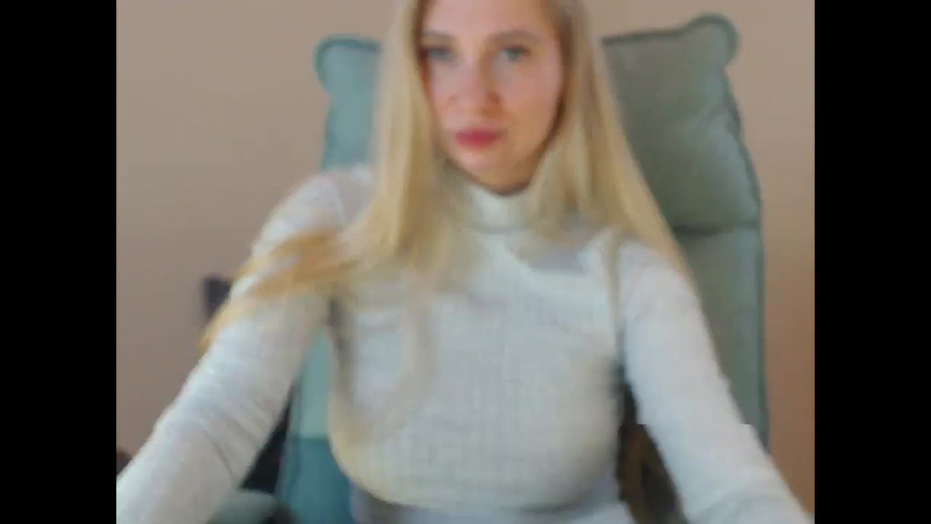 Gallery image thumbnail from Miss_Sylvia's myfreecams stream on, 05/03/2025, 20:03 image 1 of 20