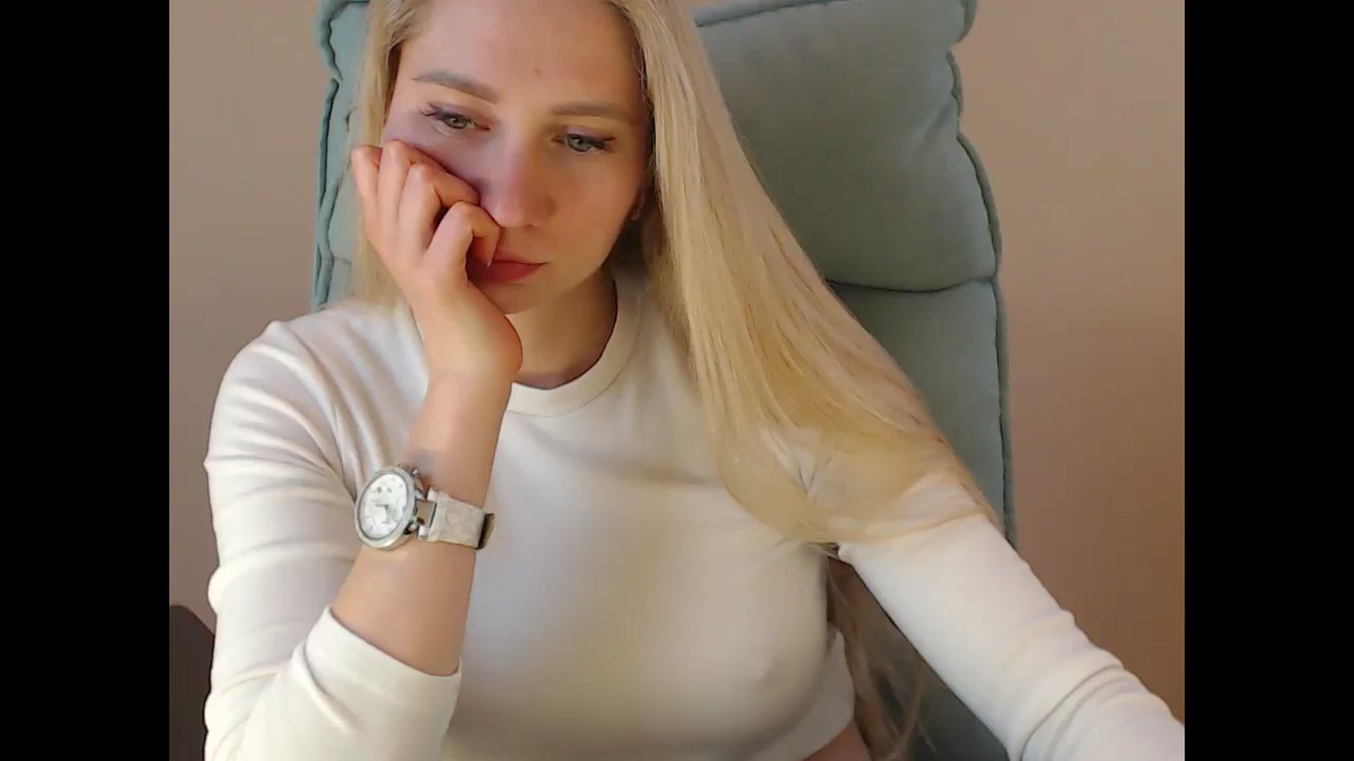 Gallery image thumbnail from Miss_Sylvia's myfreecams stream on, 05/04/2025, 19:44 image 1 of 20