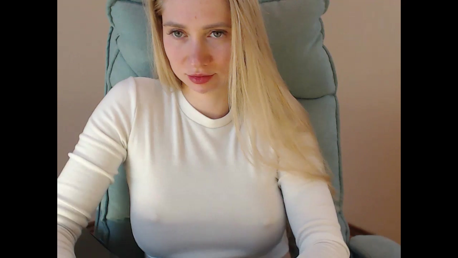 Gallery image thumbnail from Miss_Sylvia's myfreecams stream on, 05/04/2025, 19:44 image 11 of 20