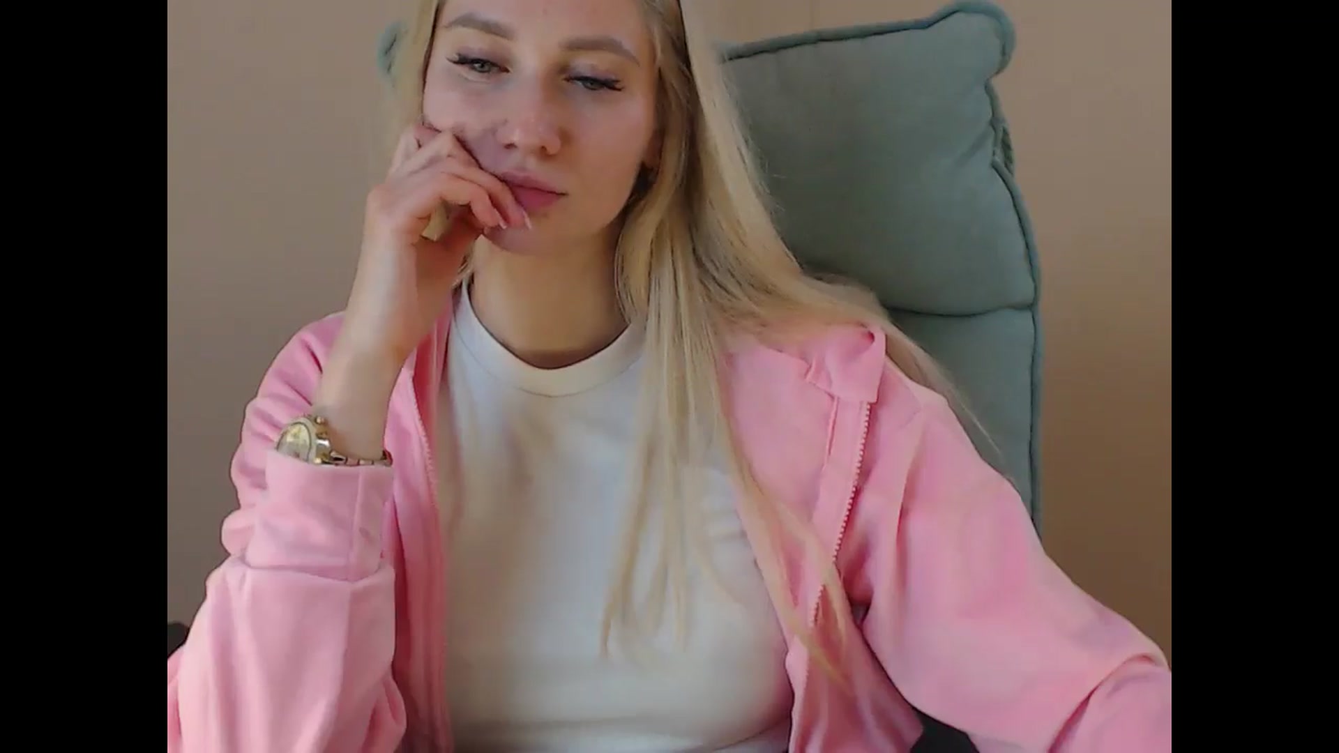 Gallery image thumbnail from Miss_Sylvia's myfreecams stream on, 05/06/2025, 18:54 image 8 of 20