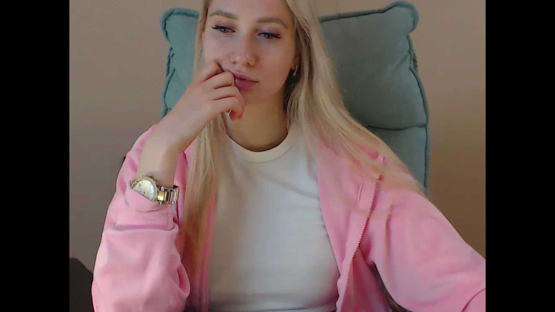 Gallery image thumbnail from Miss_Sylvia's myfreecams stream on, 05/06/2025, 18:54 image 16 of 20