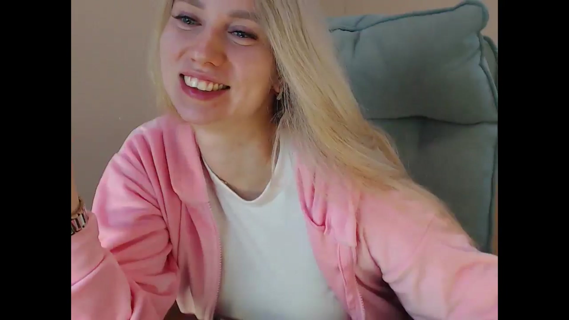 Gallery image thumbnail from Miss_Sylvia's myfreecams stream on, 05/06/2025, 18:54 image 5 of 20