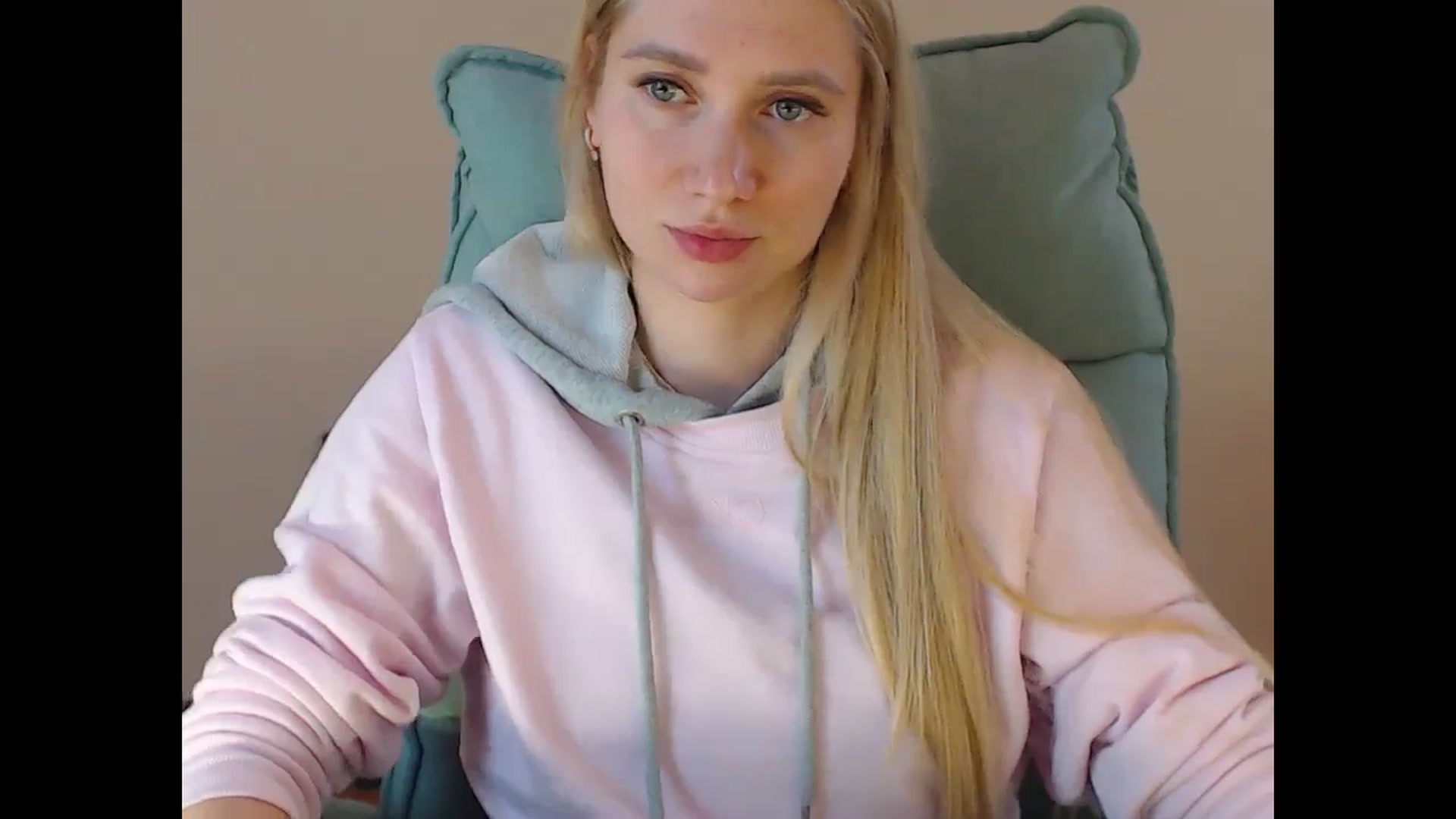 Gallery image thumbnail from Miss_Sylvia's myfreecams stream on, 05/07/2025, 15:24 image 4 of 20