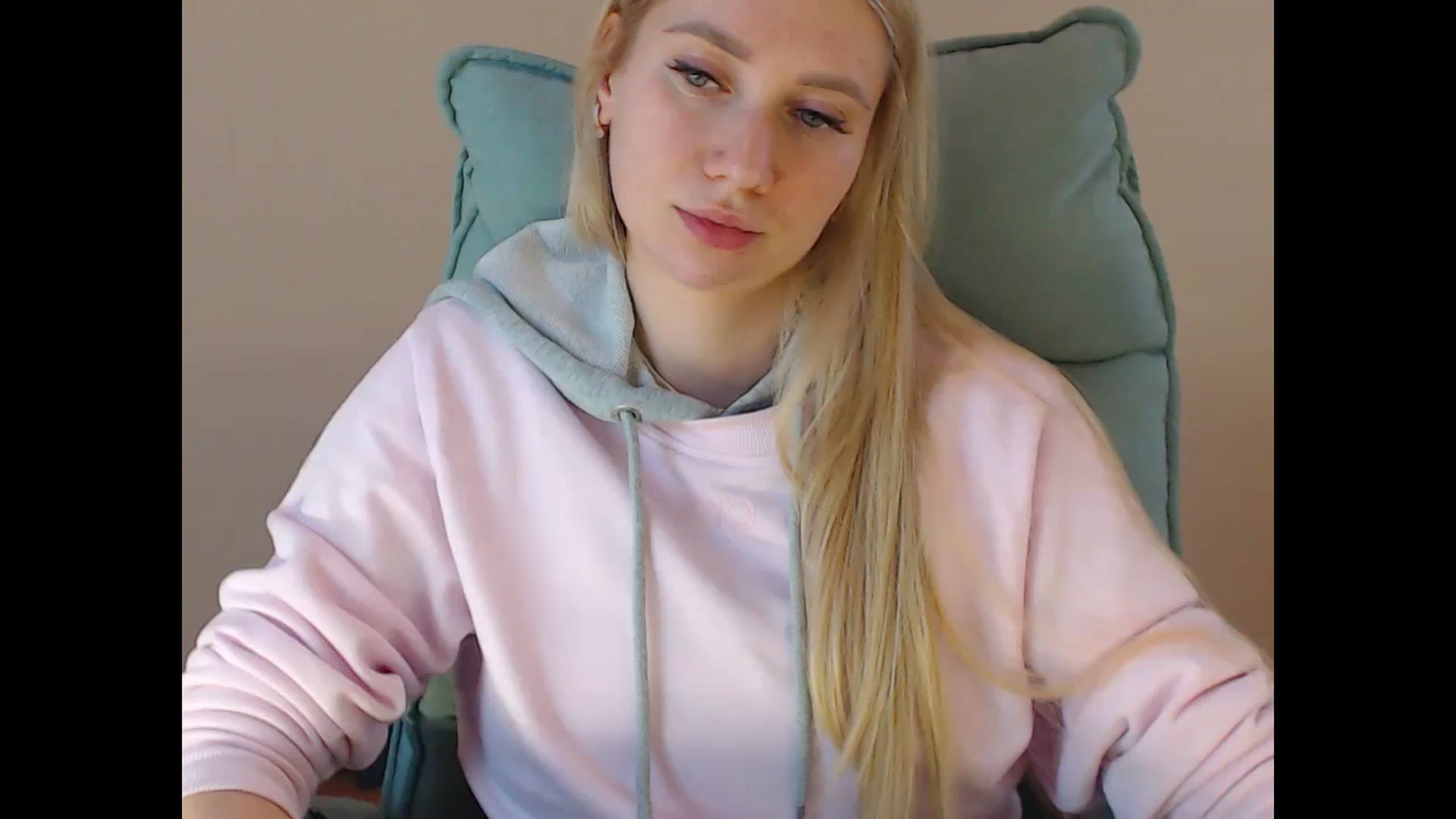 Gallery image thumbnail from Miss_Sylvia's myfreecams stream on, 05/07/2025, 15:24 image 5 of 20